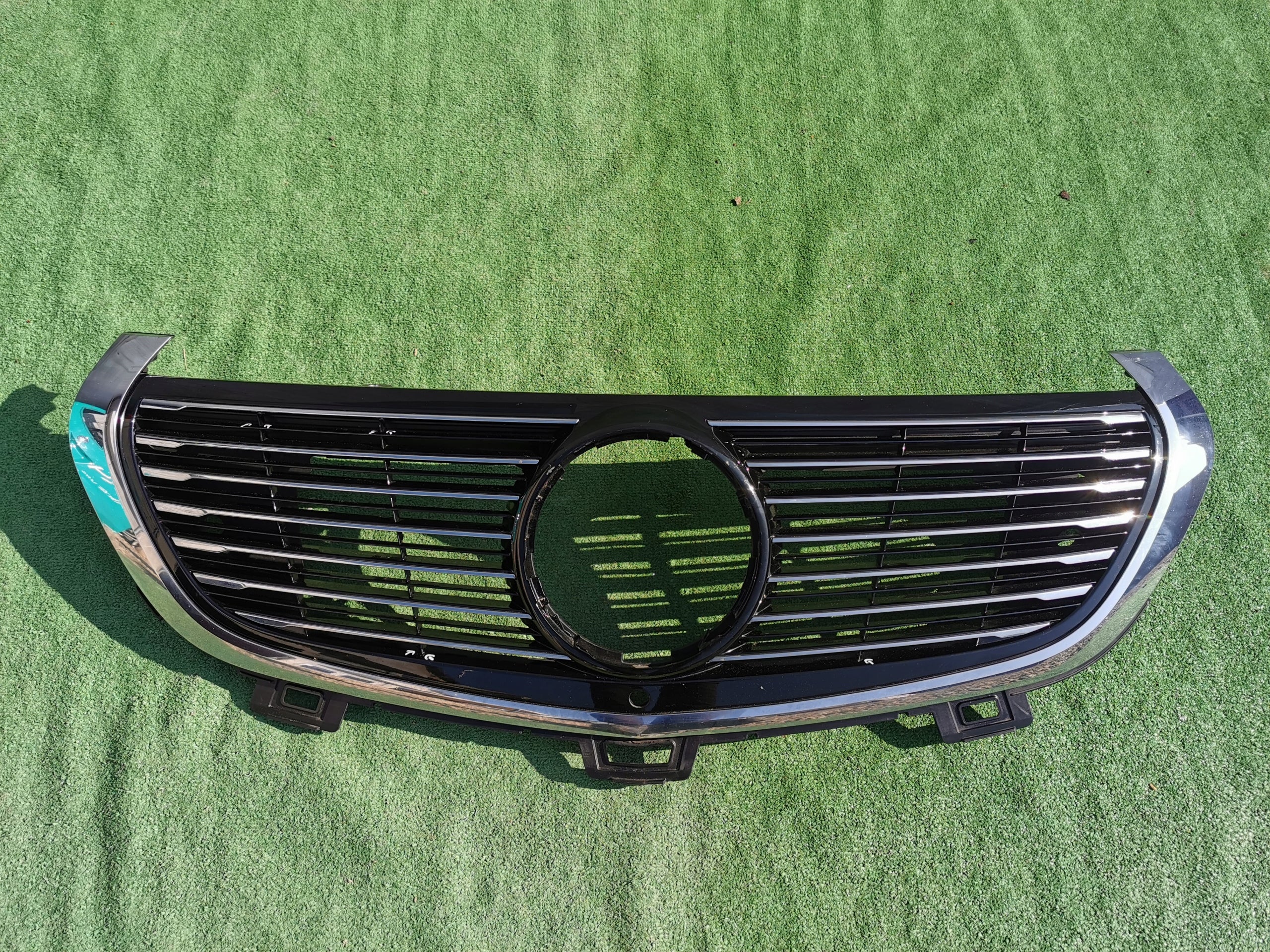 Kühlergrill Mercedes W293 FRONTGRILL A2938801400 Kühlergitter