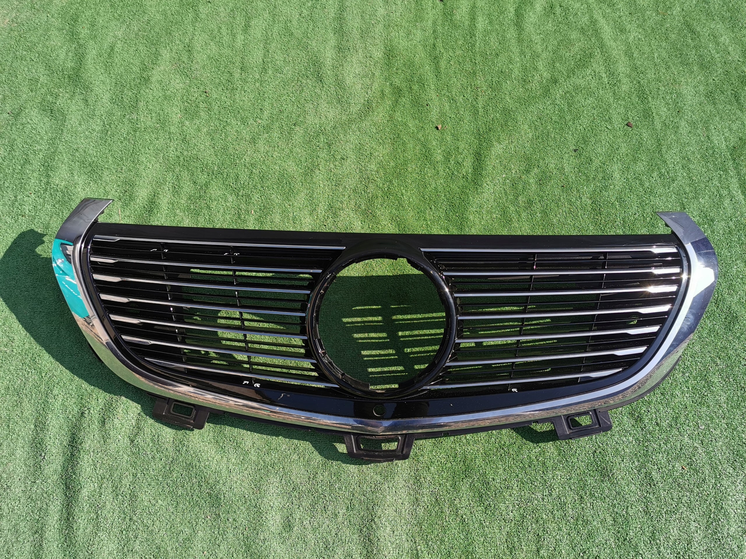 Kühlergrill Mercedes W293 FRONTGRILL A2938801400 Kühlergitter