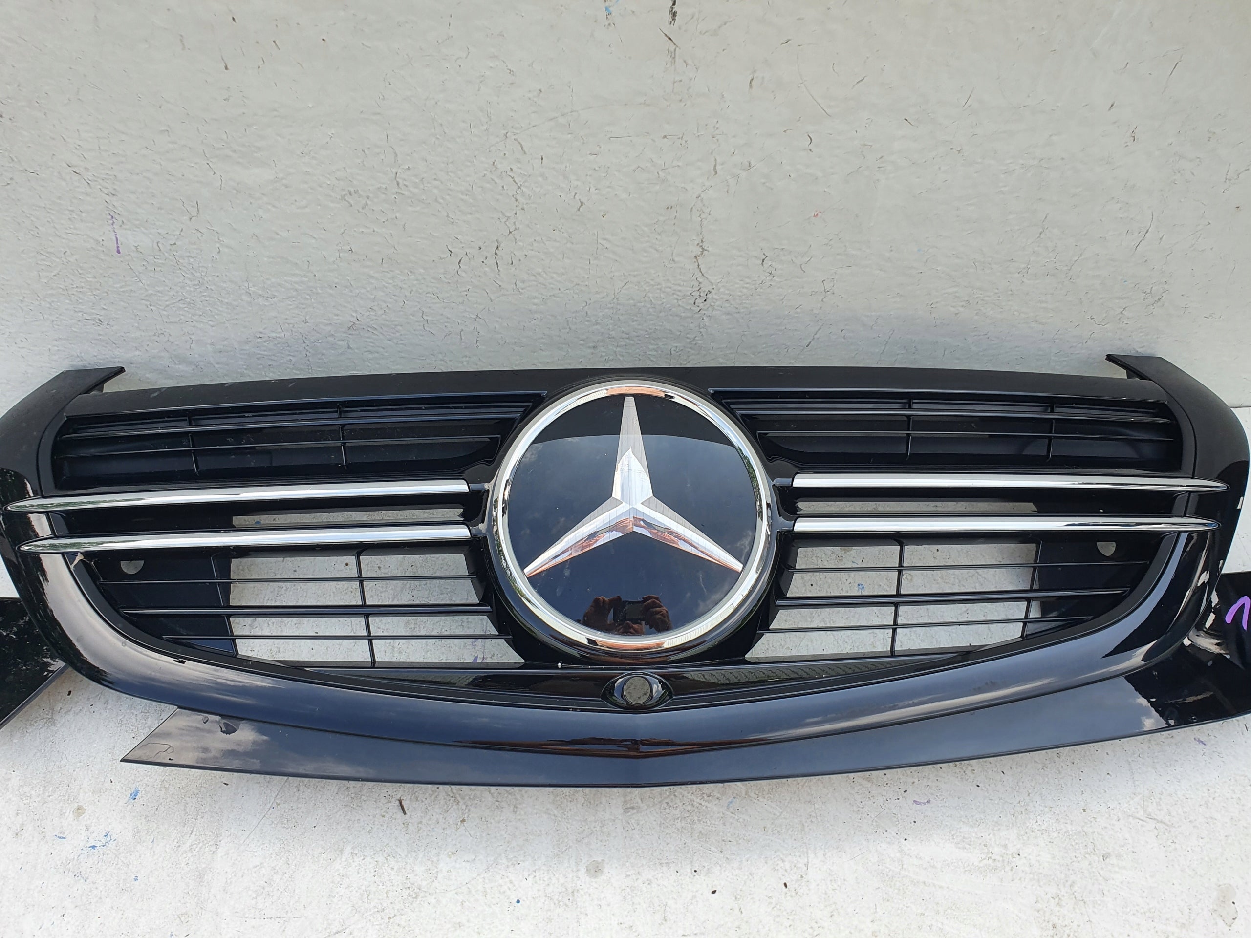 Kühlergrill Mercedes W293 FRONTGRILL A2938884100 Kühlergitter