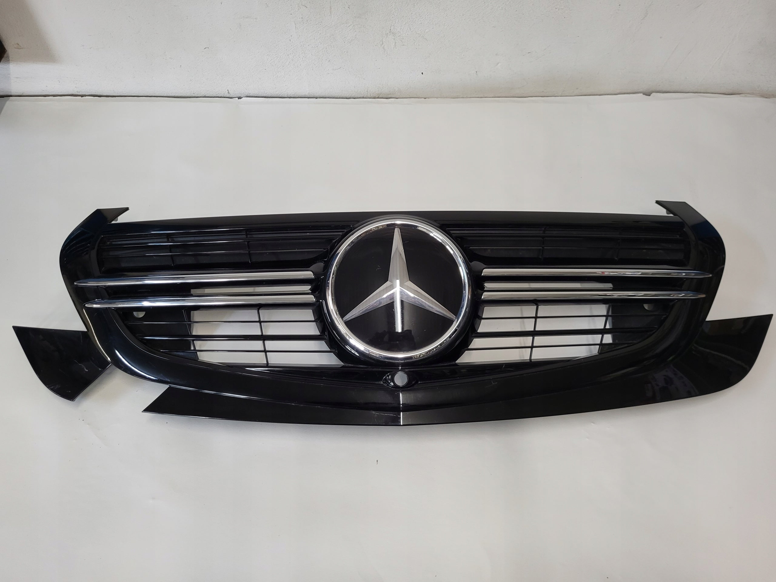  Kühlergrill Mercedes W293 FRONTGRILL Kühlergitter product image