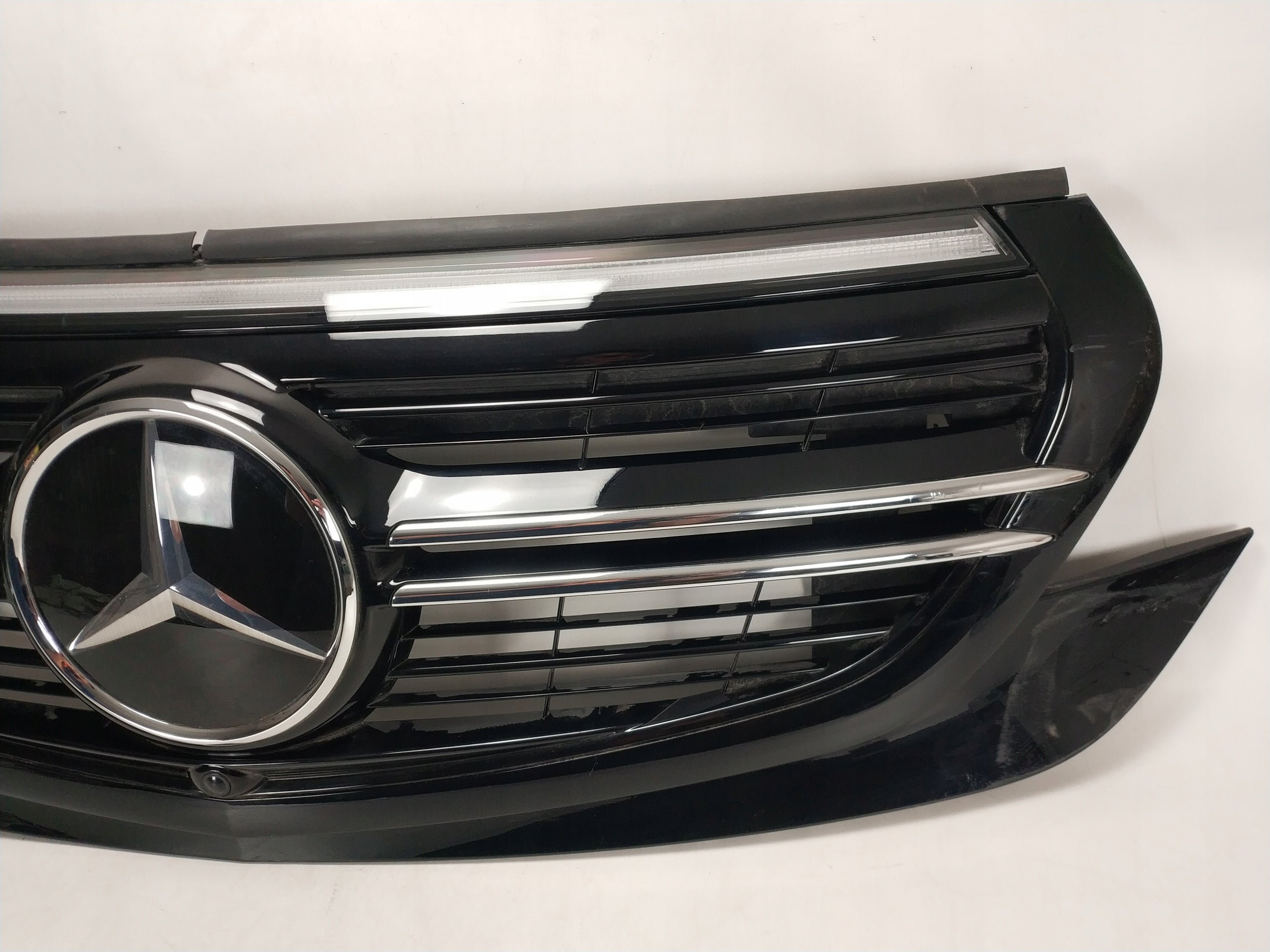 Kühlergrill Mercedes W293 FRONTGRILL A0008880500 Kühlergitter