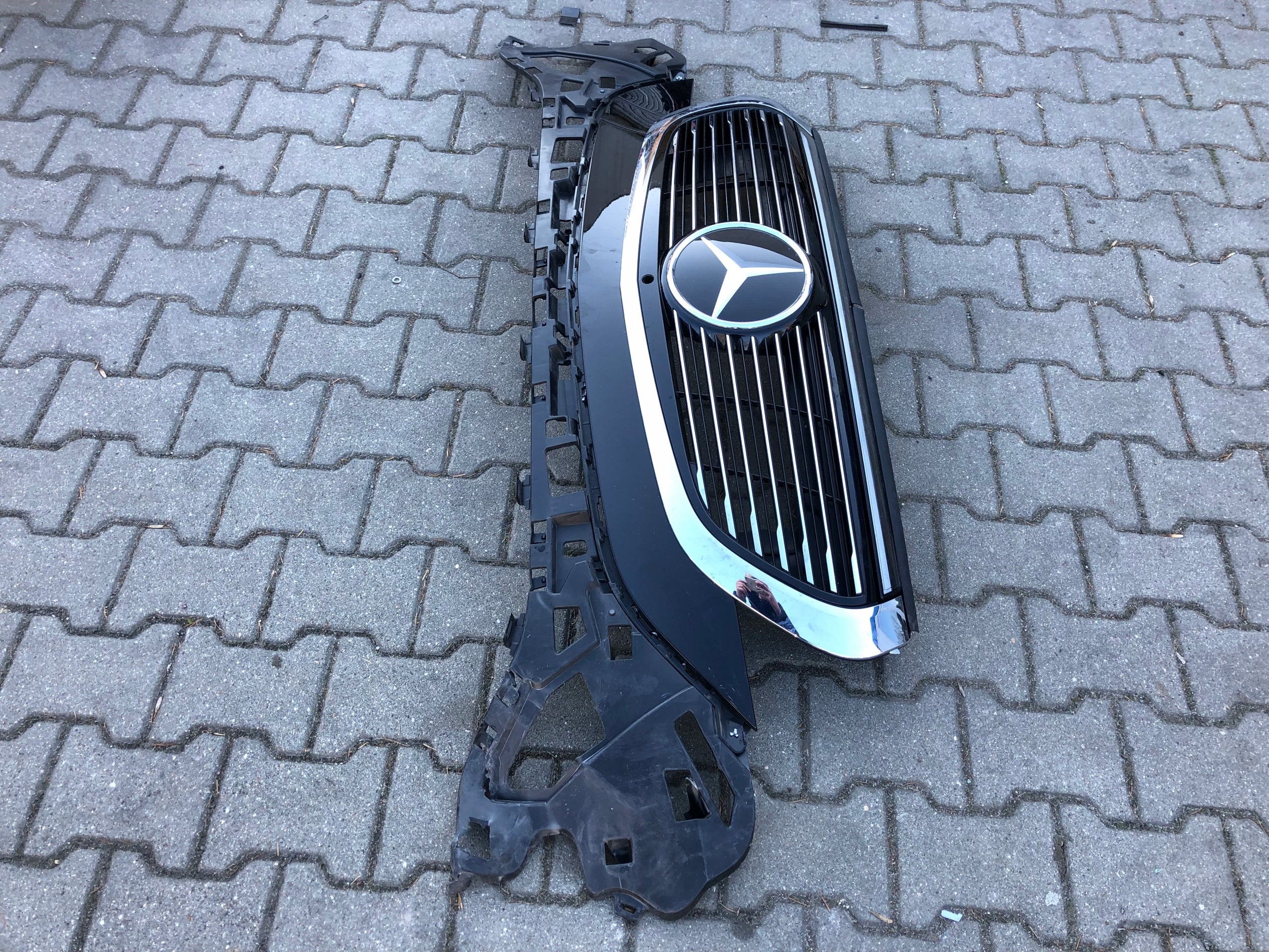 Kühlergrill Mercedes W293 FRONTGRILL A2939069200 Kühlergitter