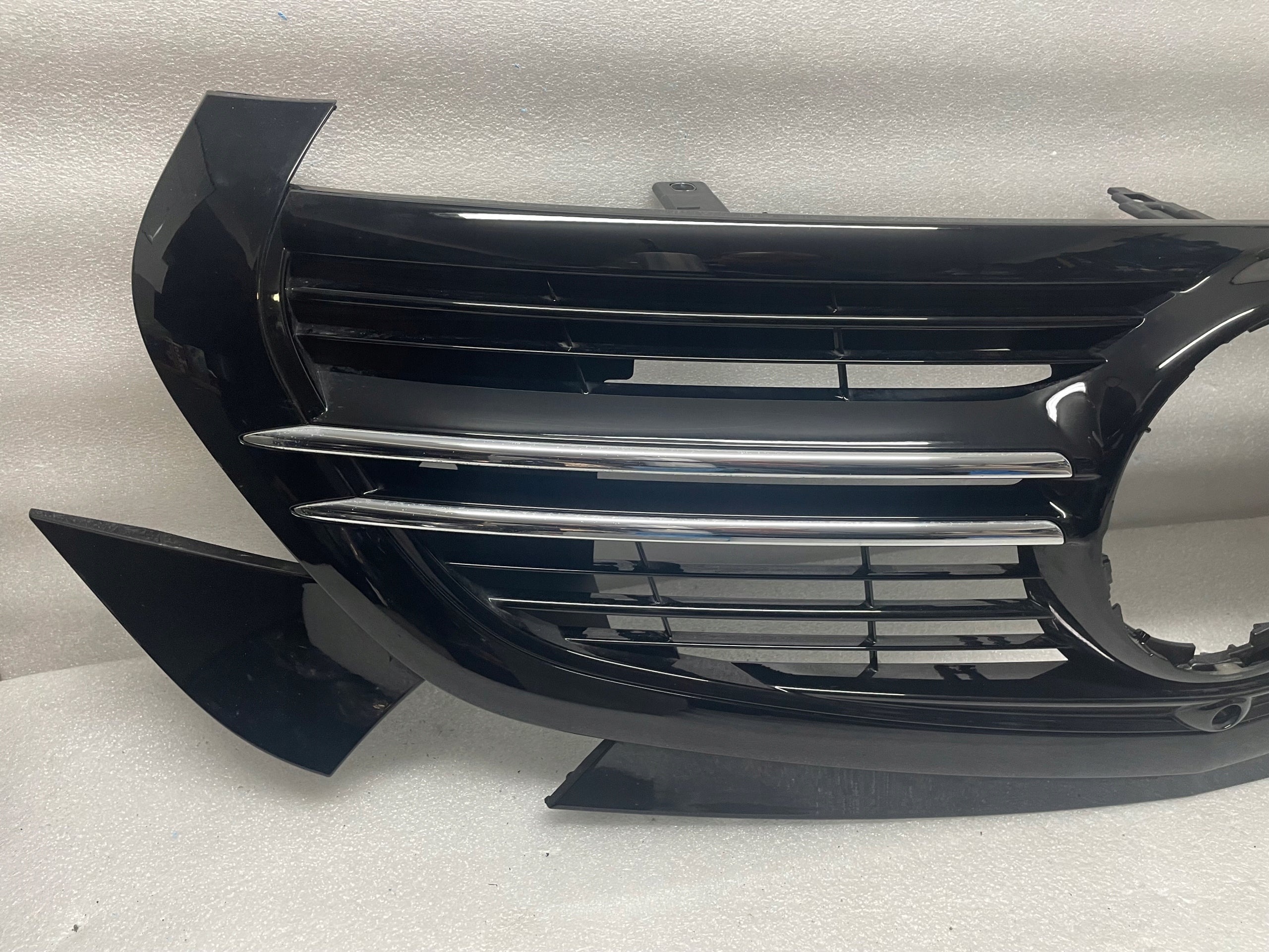 Kühlergrill Mercedes W293 FRONTGRILL A2938884100 Kühlergitter