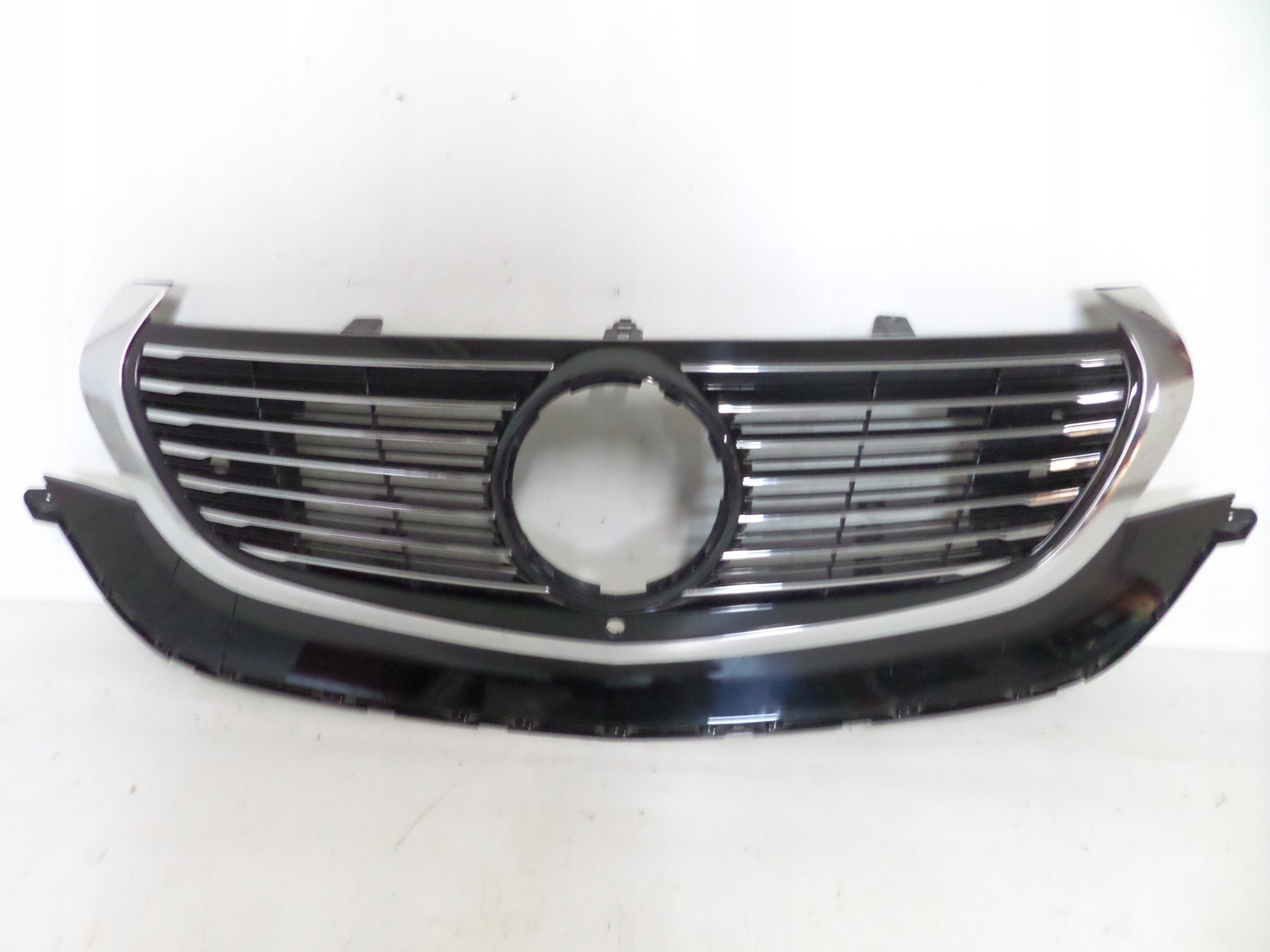 Kühlergrill Mercedes W293 FRONTGRILL A2938881800 Kühlergitter