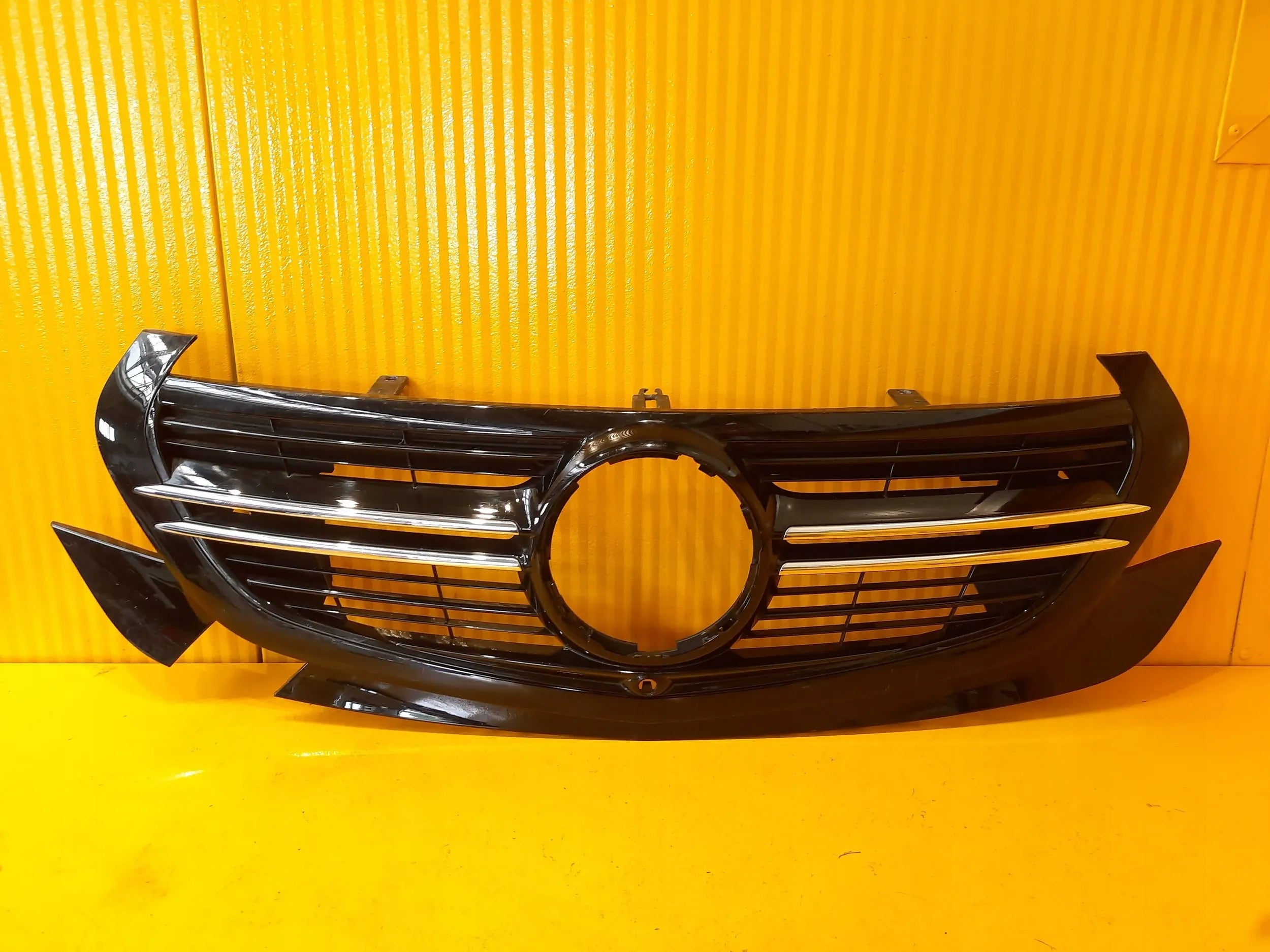  Kühlergrill Mercedes W293 FRONTGRILL A2938883800 Kühlergitter product image