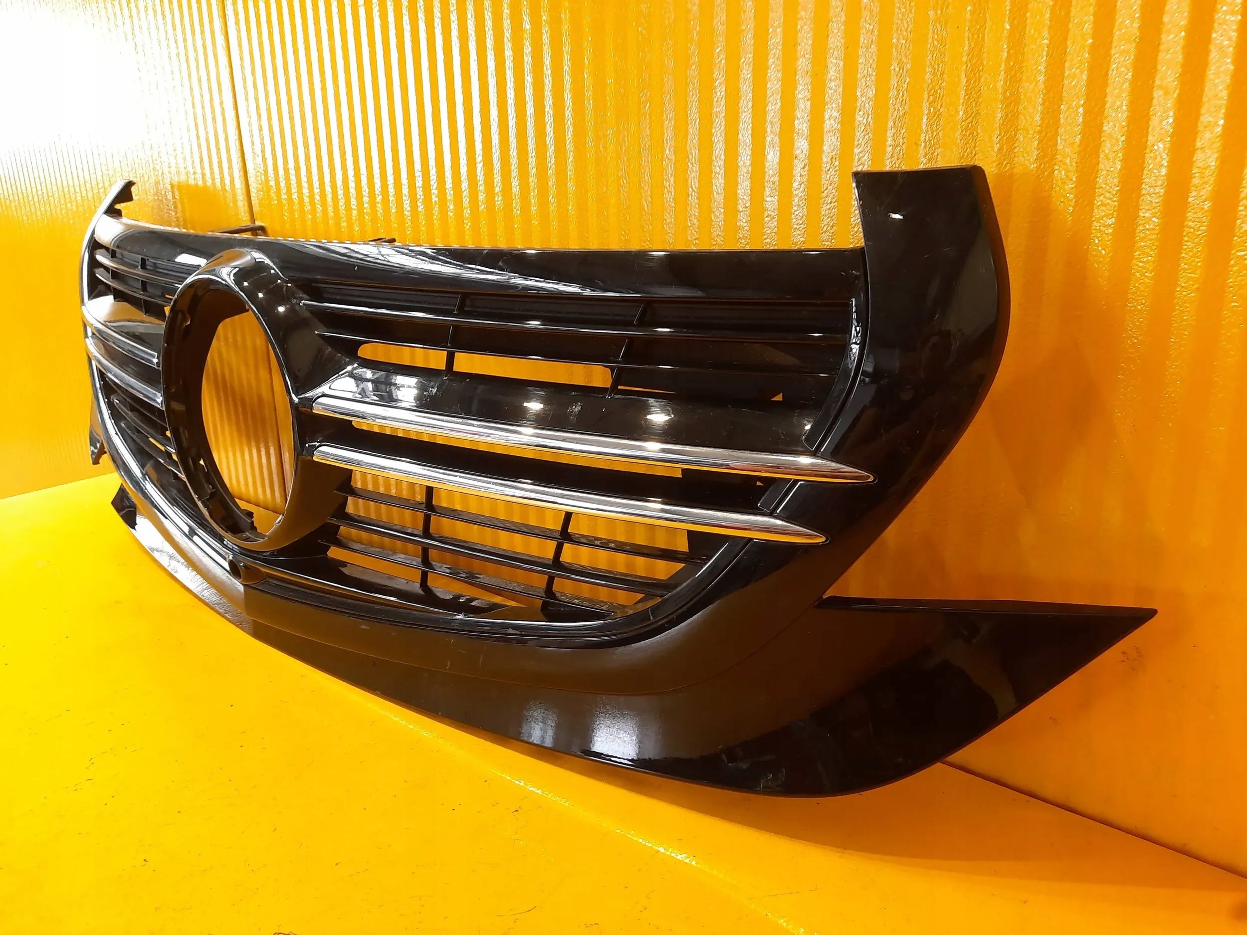 Kühlergrill Mercedes W293 FRONTGRILL A2938883800 Kühlergitter