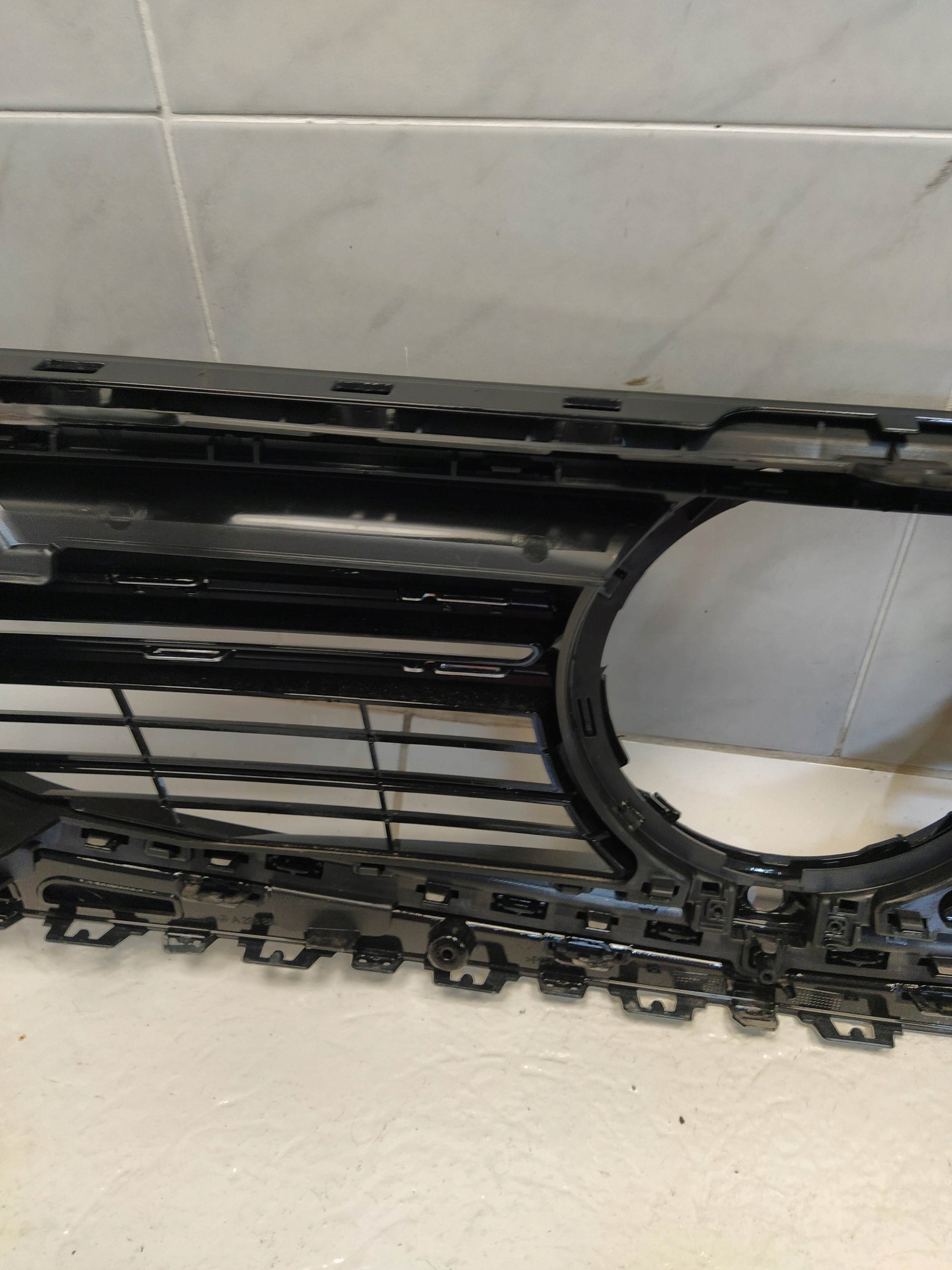 Kühlergrill Mercedes W293 FRONTGRILL A2938884100 Kühlergitter