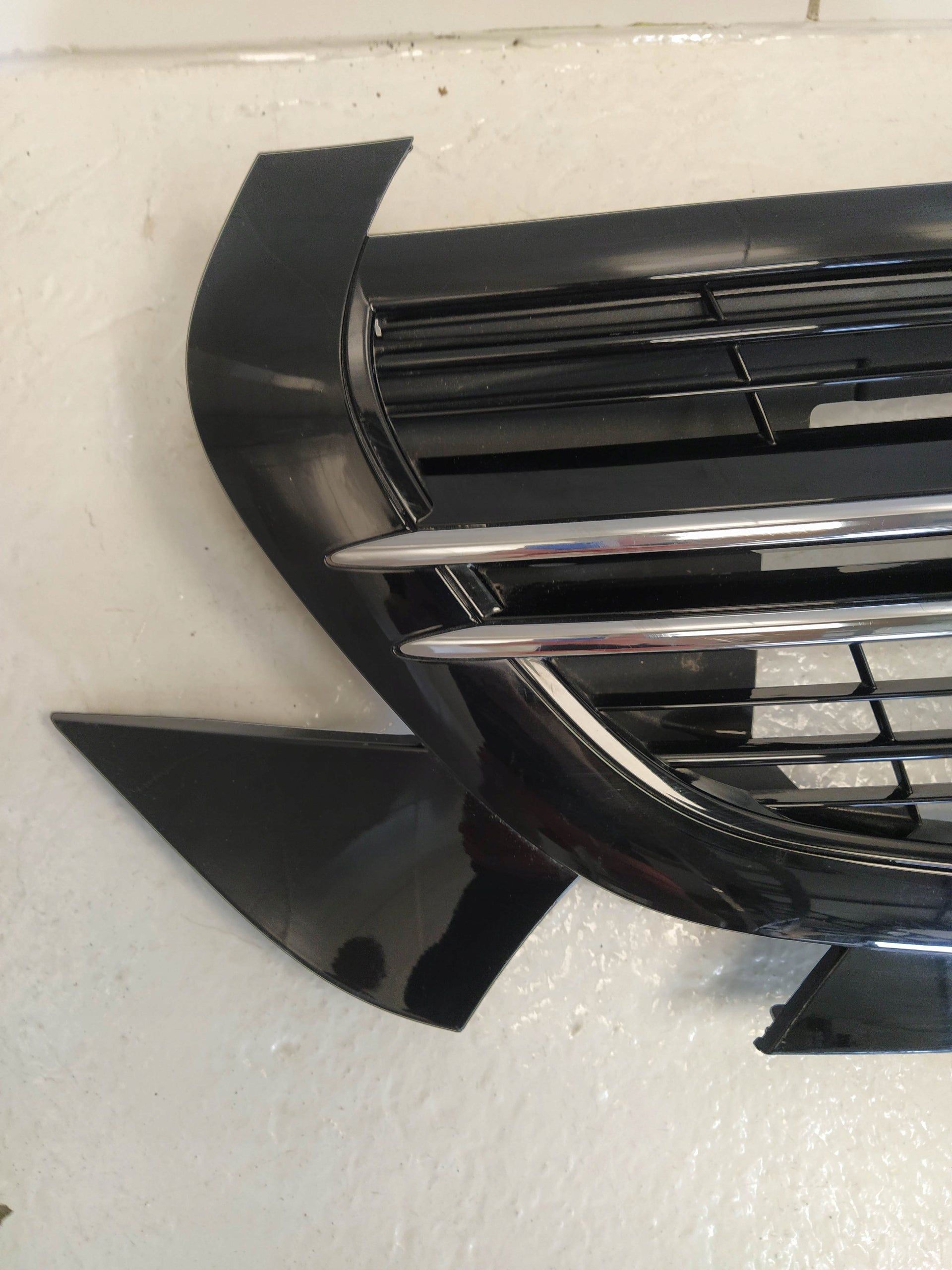 Kühlergrill Mercedes W293 FRONTGRILL A2938884100 Kühlergitter