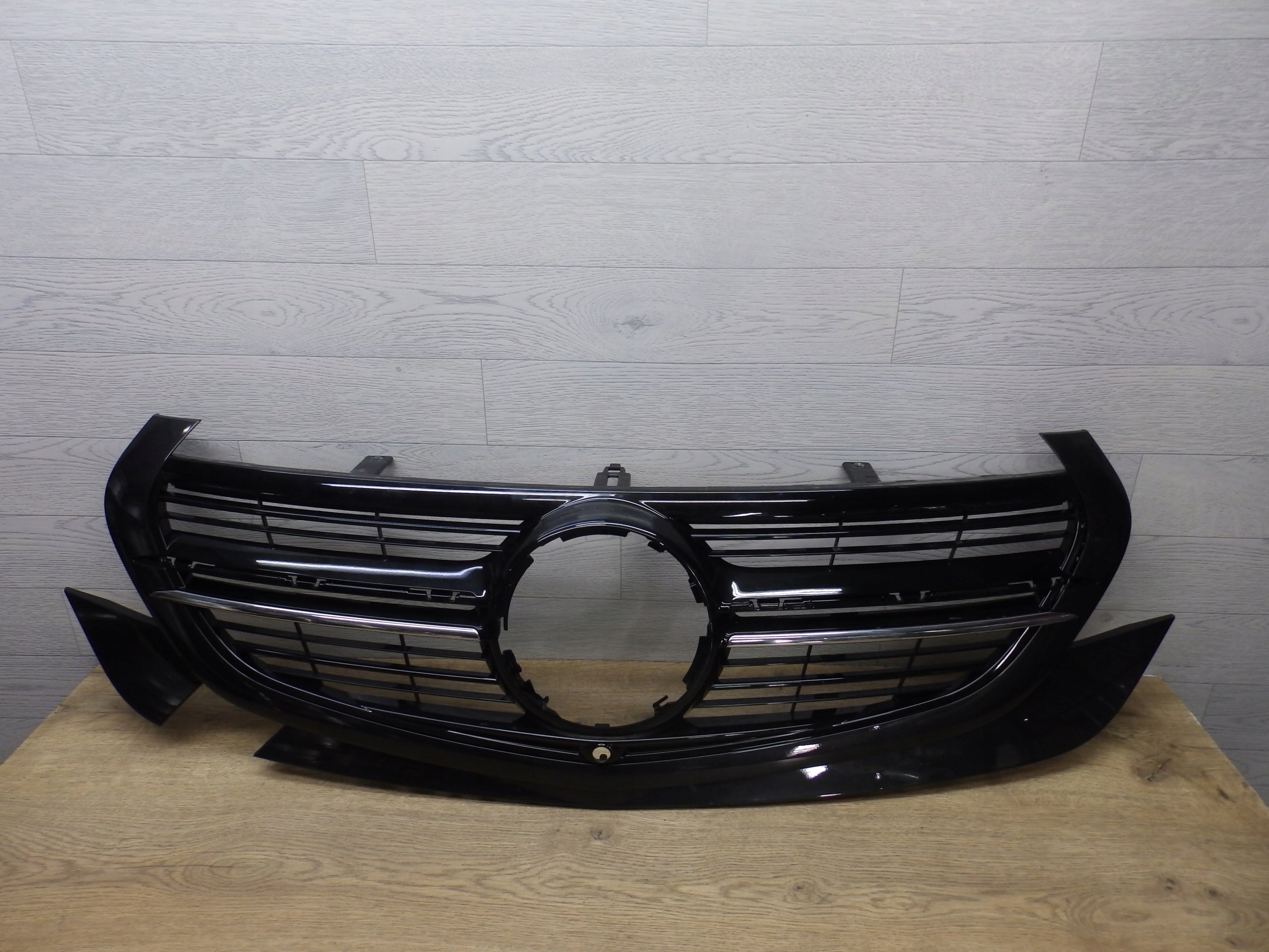 Kühlergrill Mercedes W293 FRONTGRILL A2938884100 Kühlergitter