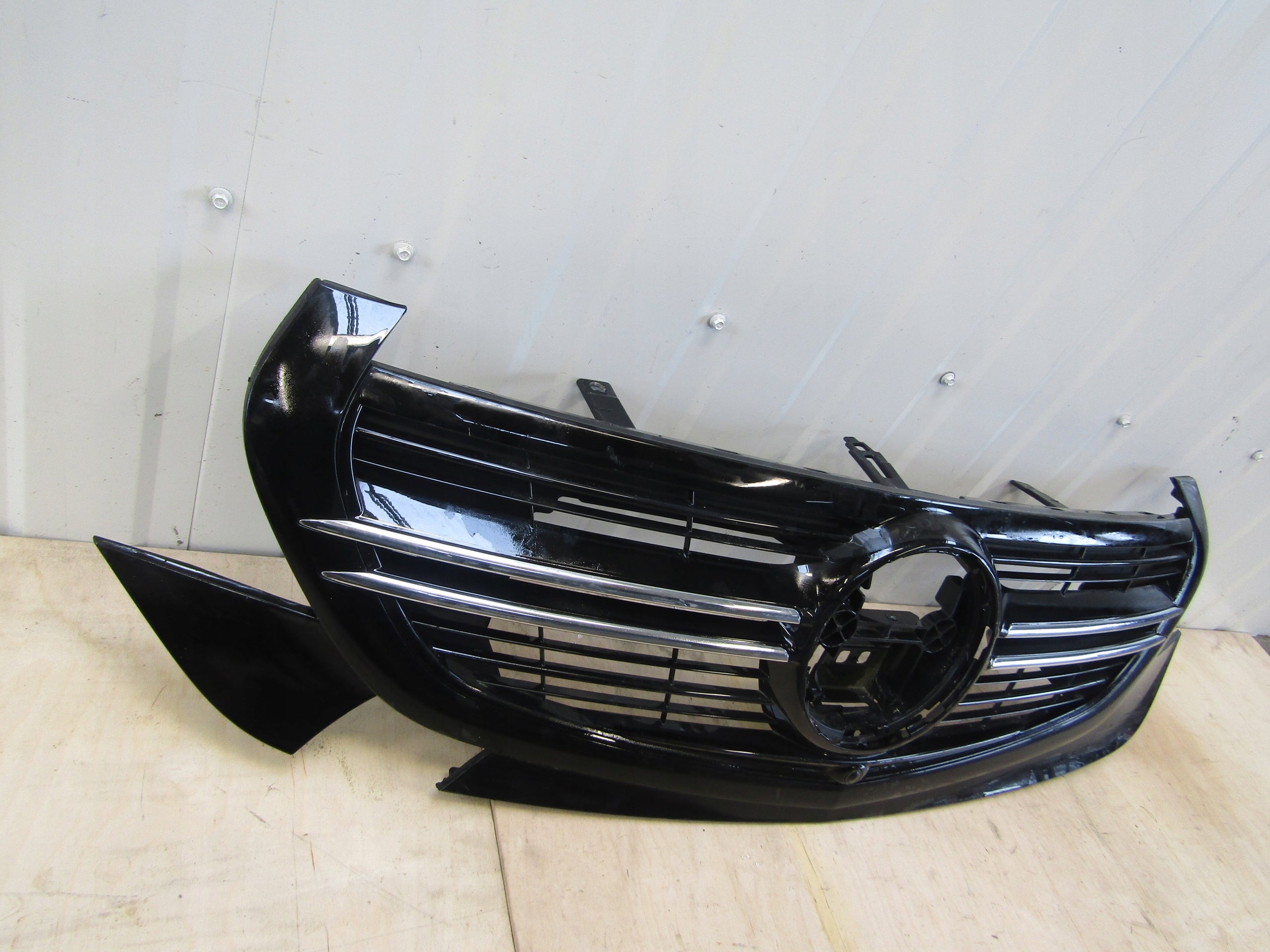 Kühlergrill Mercedes W293 FRONTGRILL A2938883800 Kühlergitter