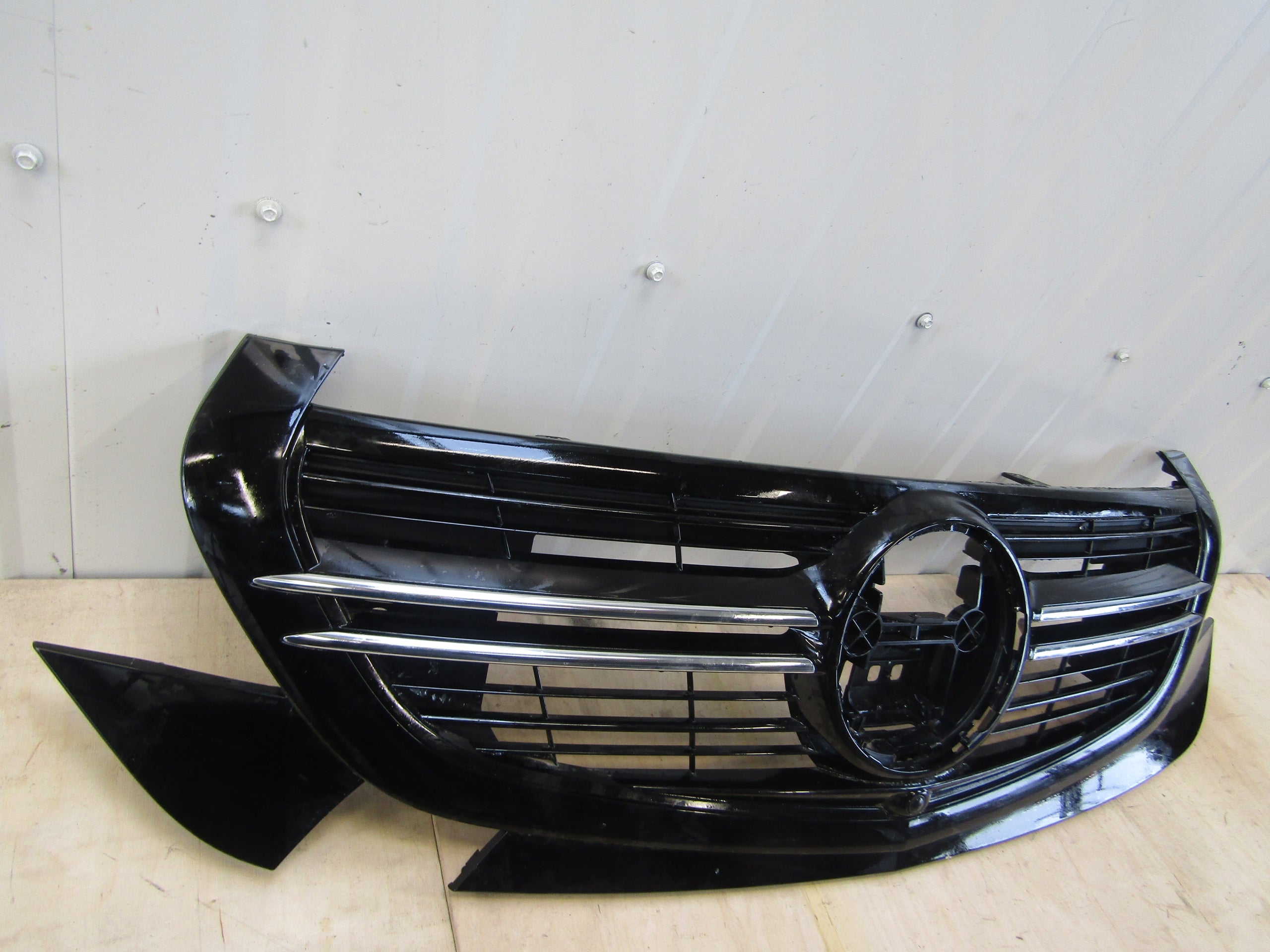 Kühlergrill Mercedes W293 FRONTGRILL A2938883800 Kühlergitter