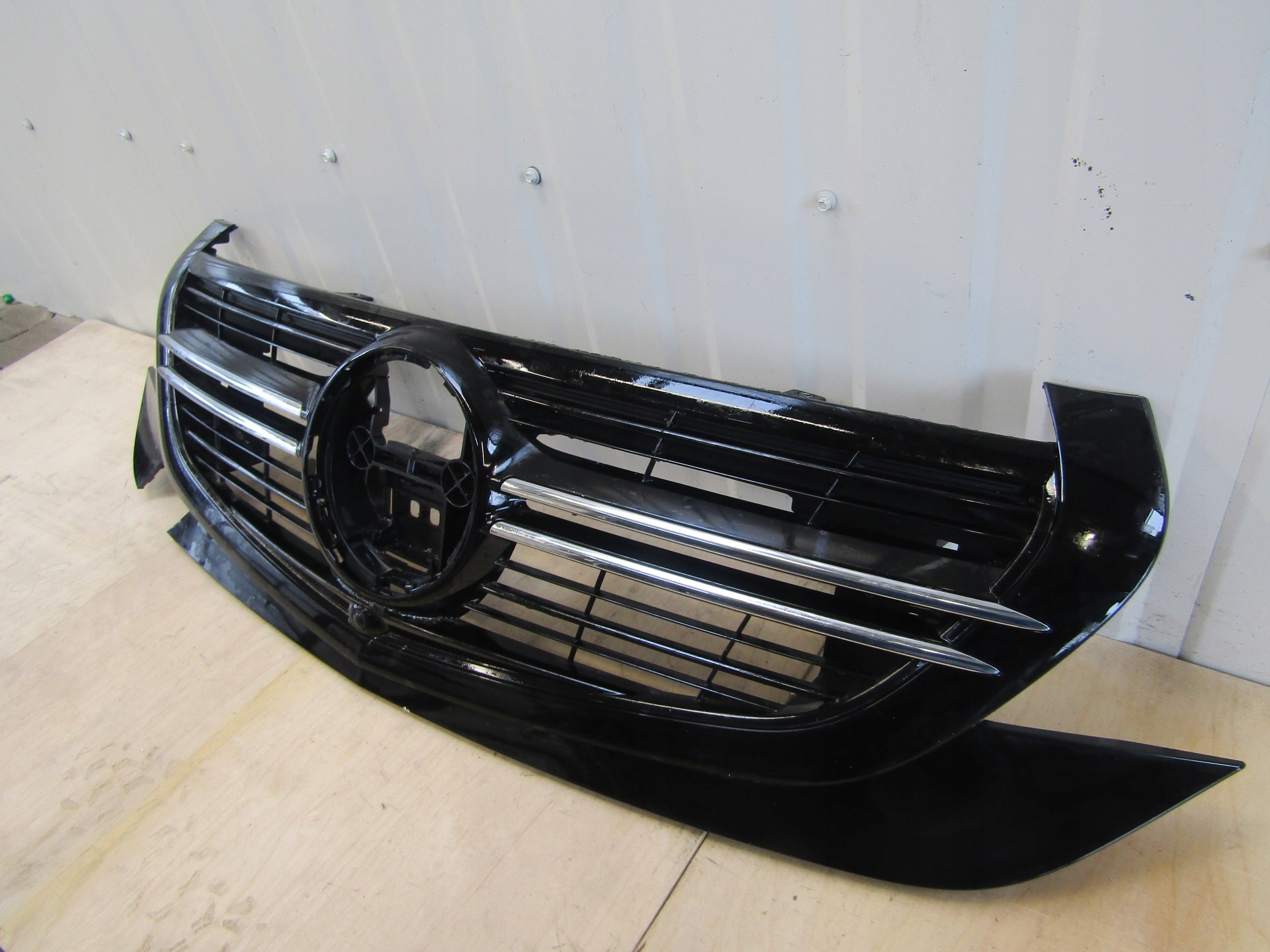 Kühlergrill Mercedes W293 FRONTGRILL A2938883800 Kühlergitter