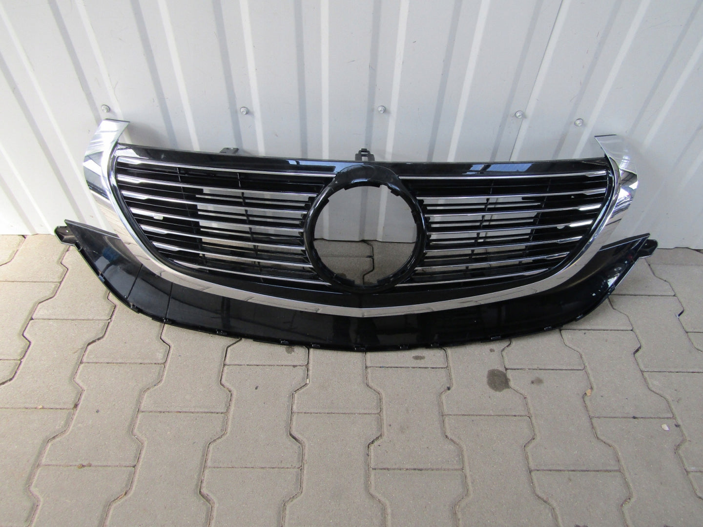 Kühlergrill Mercedes EQC N293 FRONTGRILL A2938880000 Kühlergitter