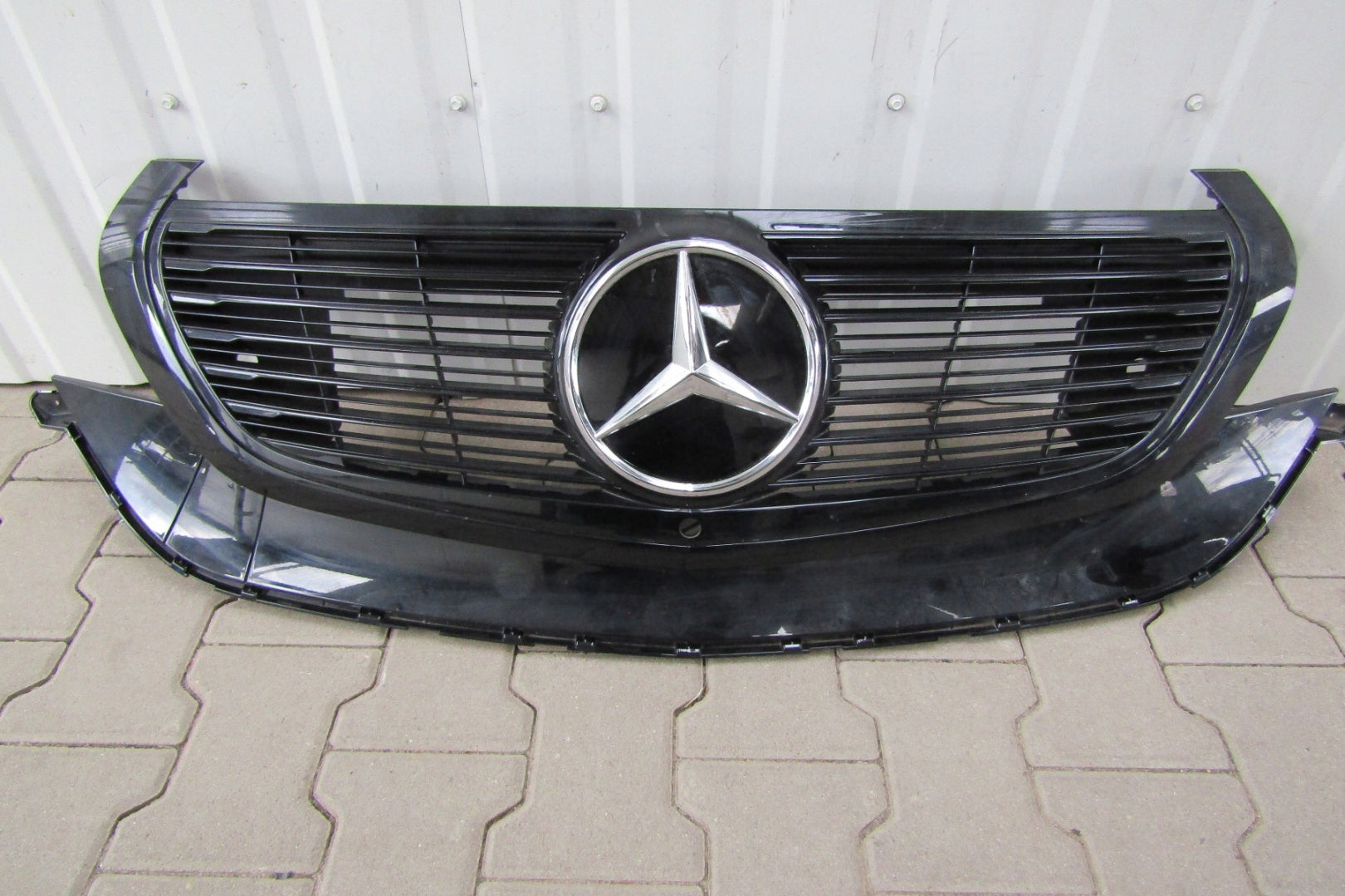  Kühlergrill Mercedes EQC N293 FRONTGRILL A2938880000 Kühlergitter product image