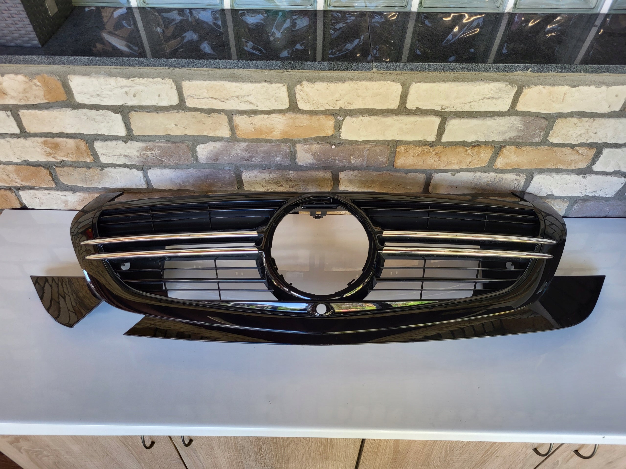 Kühlergrill Mercedes W293 N293 FRONTGRILL A2938884100 Kühlergitter