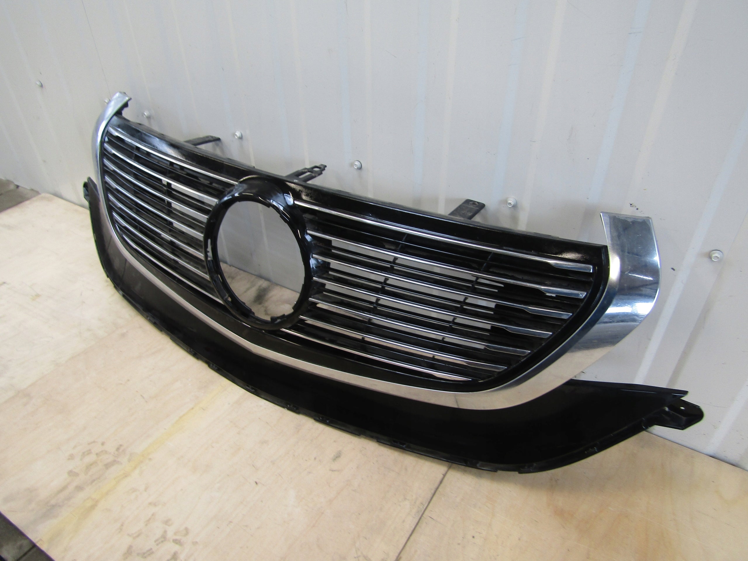 Kühlergrill Mercedes EQC N293 FRONTGRILL A2938881800 Kühlergitter