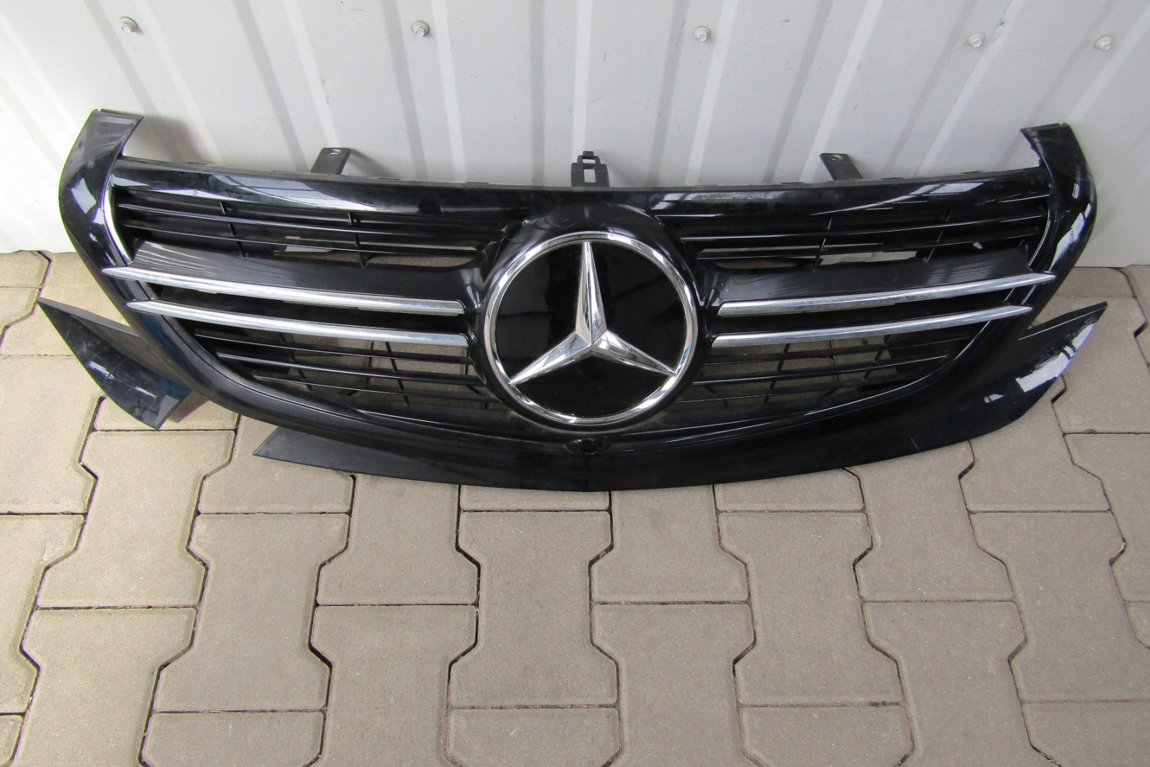  Kühlergrill Mercedes EQC N293 FRONTGRILL A2938883800 Kühlergitter product image