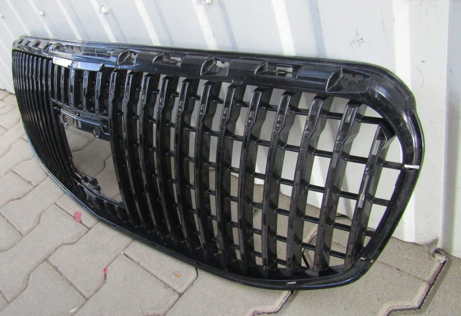 Kühlergrill Mercedes W167 FRONTGRILL A1678801806 Kühlergitter