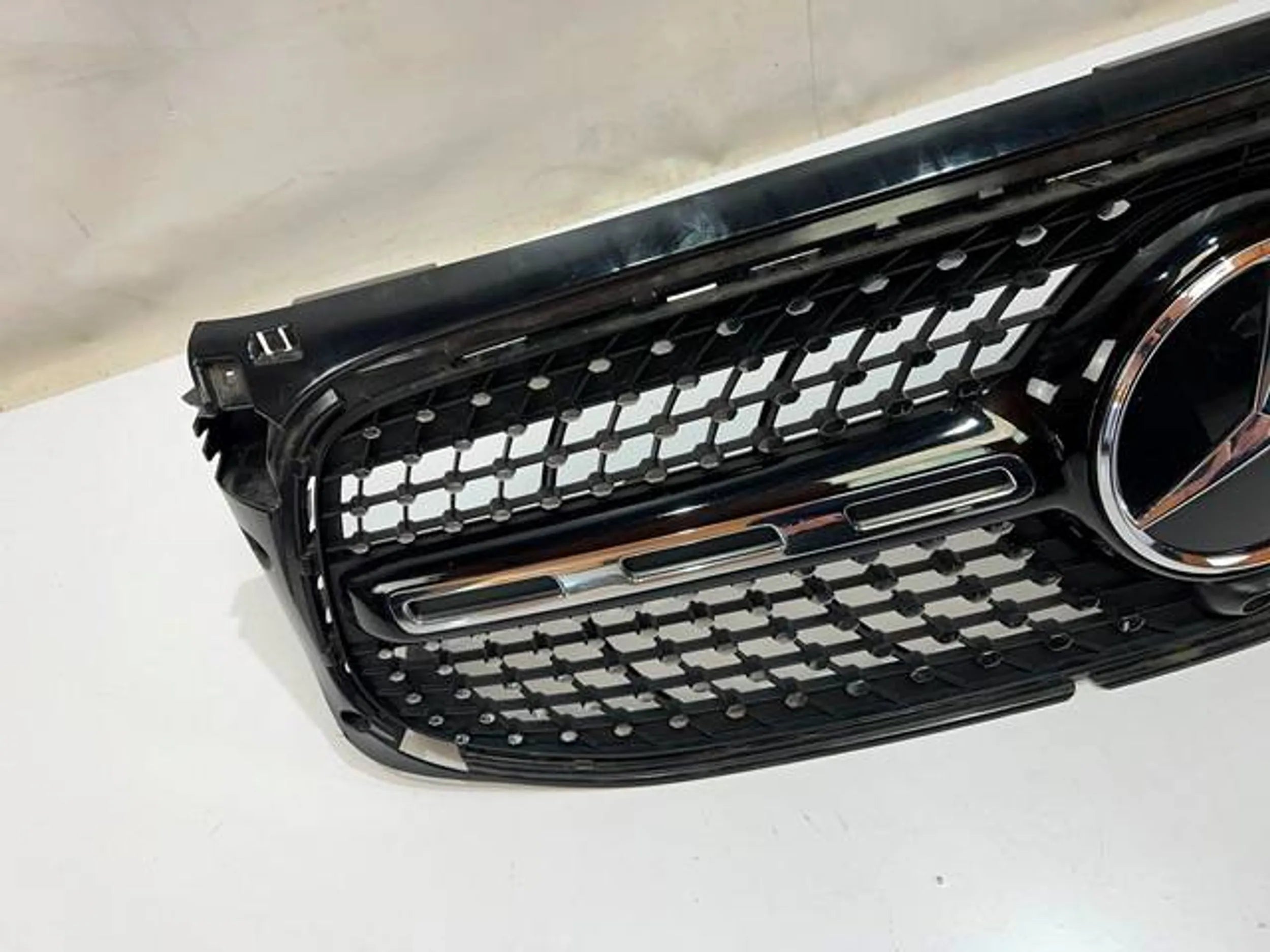 Kühlergrill Mercedes GLB X247 FRONTGRILL A2478885900 Kühlergitter