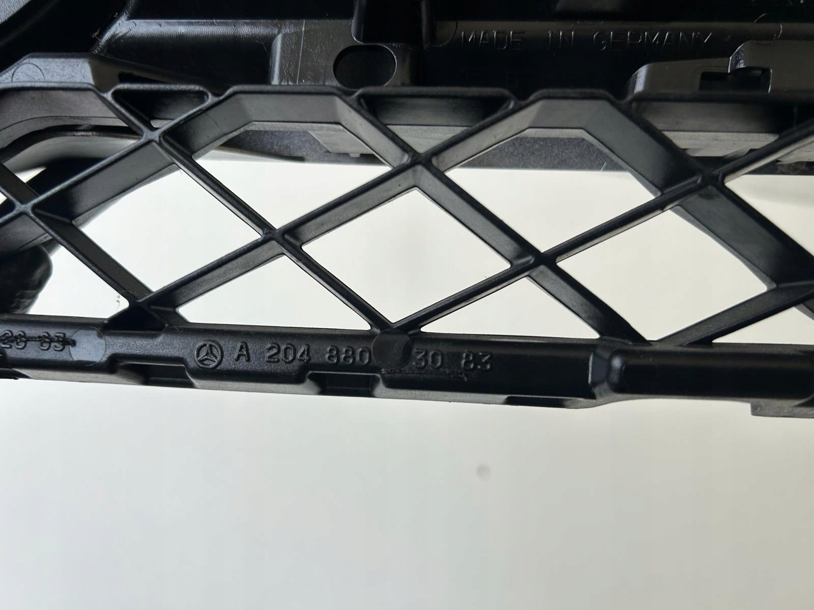 Kühlergrill Mercedes W204 W204 FRONTGRILL A2048803083 Kühlergitter