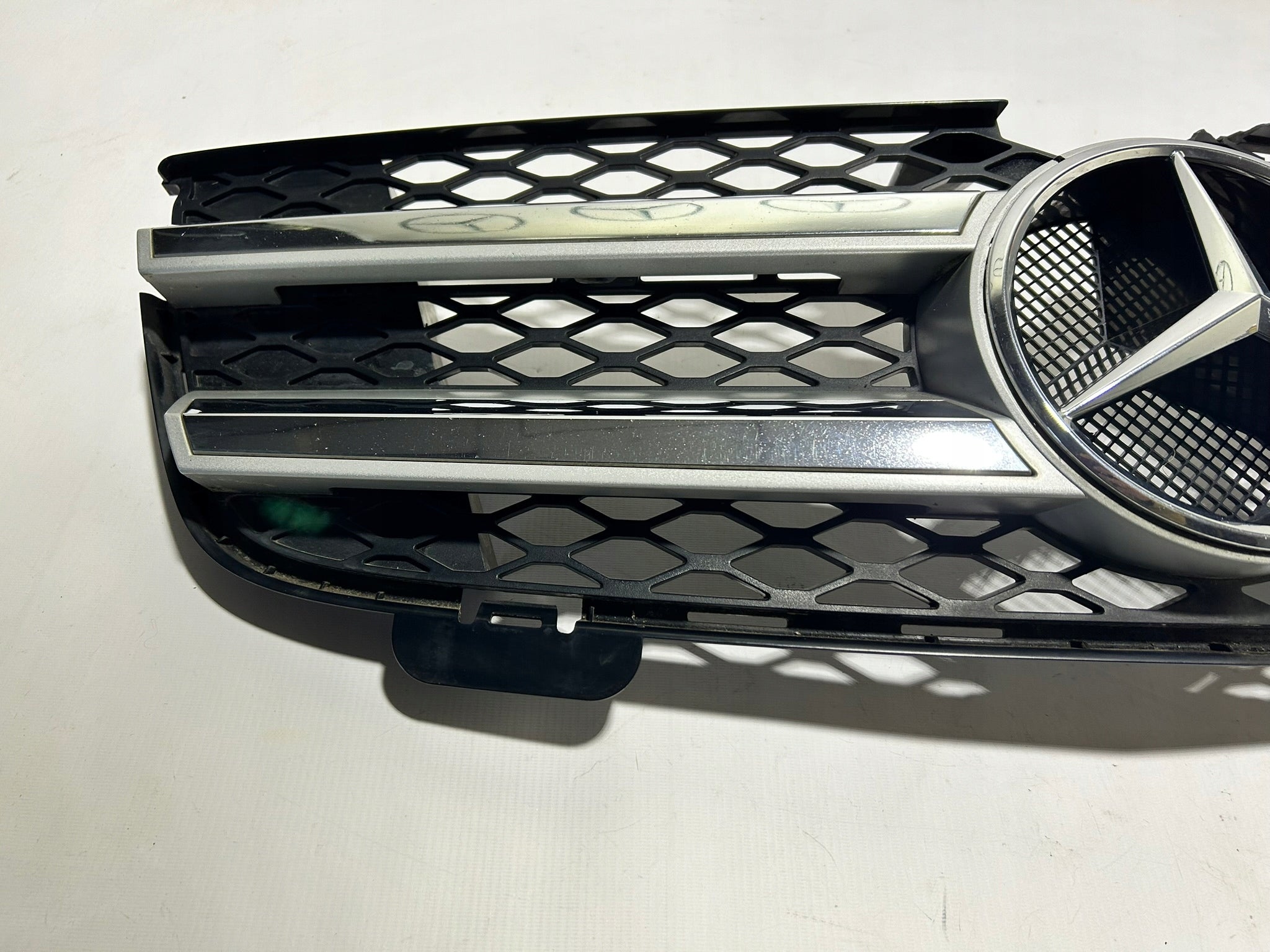 Kühlergrill Mercedes W164 FRONTGRILL A1648880223 Kühlergitter