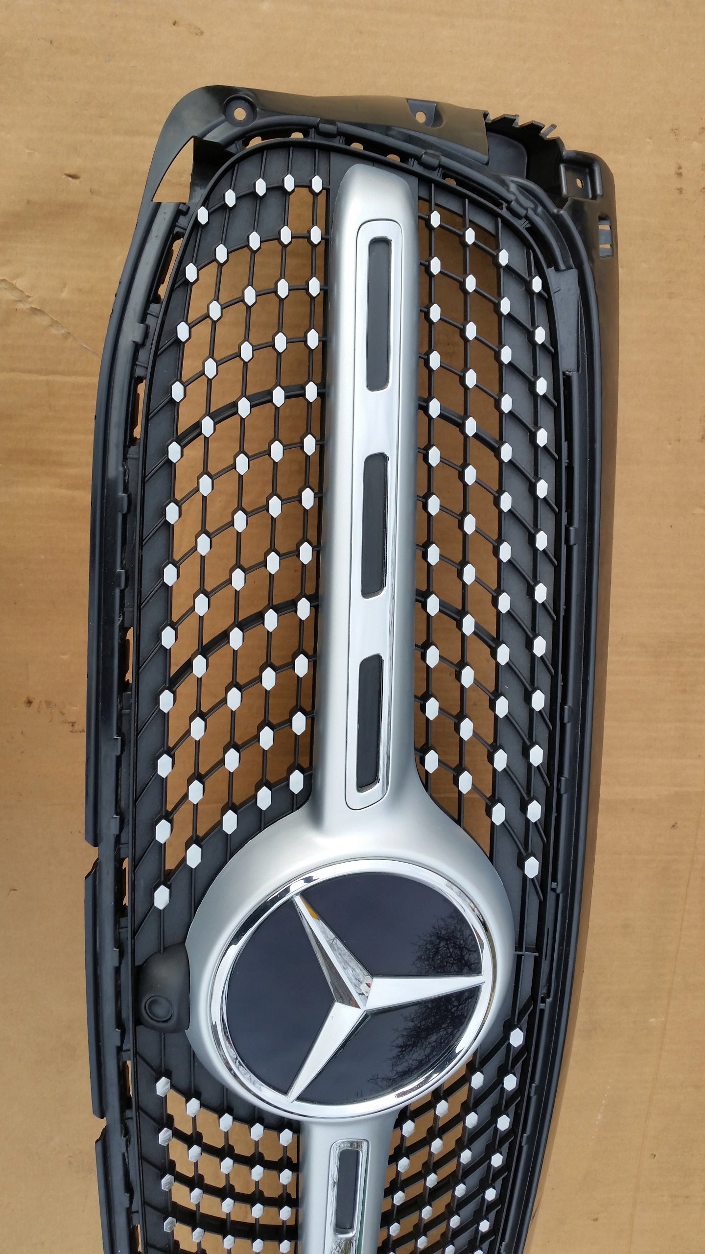 Kühlergrill Mercedes X247 A247 FRONTGRILL Kühlergitter