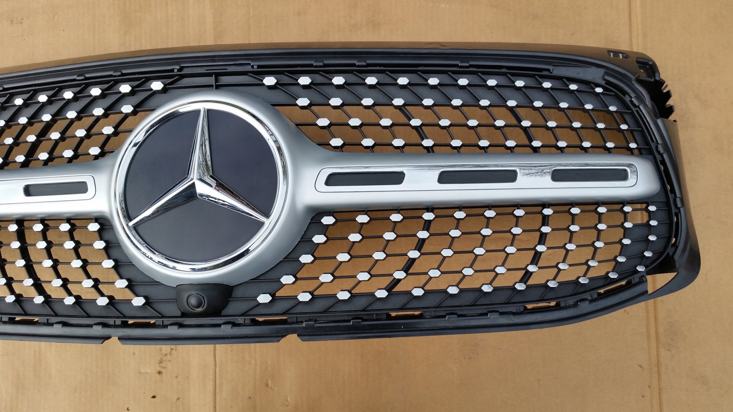 Kühlergrill Mercedes X247 A247 FRONTGRILL Kühlergitter