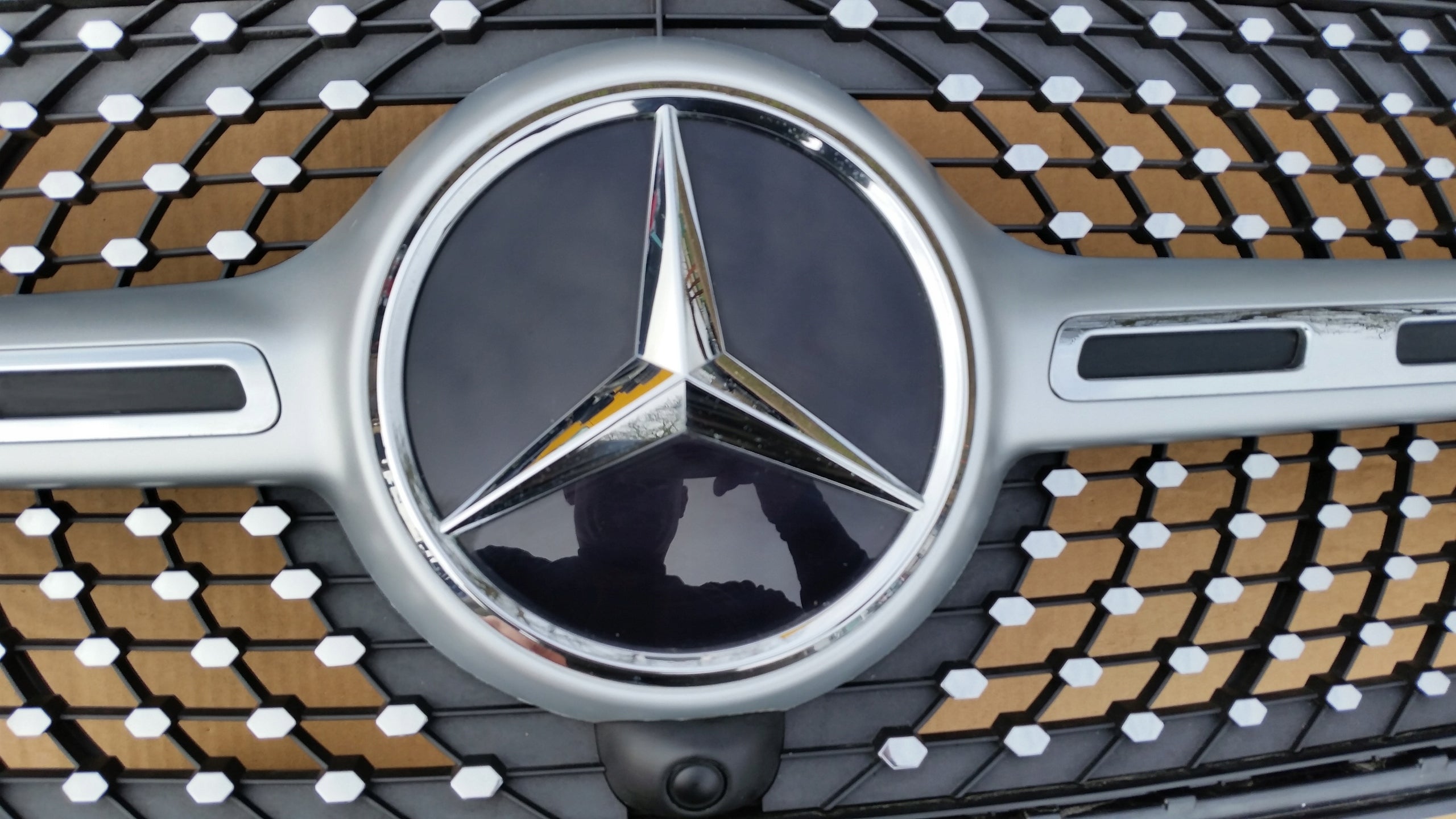 Kühlergrill Mercedes X247 A247 FRONTGRILL Kühlergitter