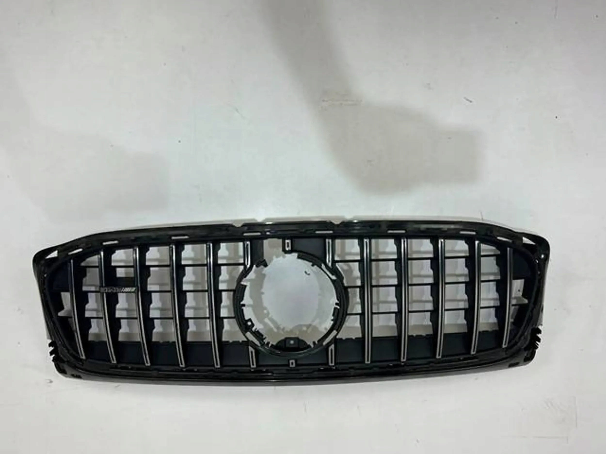 Kühlergrill Mercedes A247 X247 FRONTGRILL A2478883500 Kühlergitter