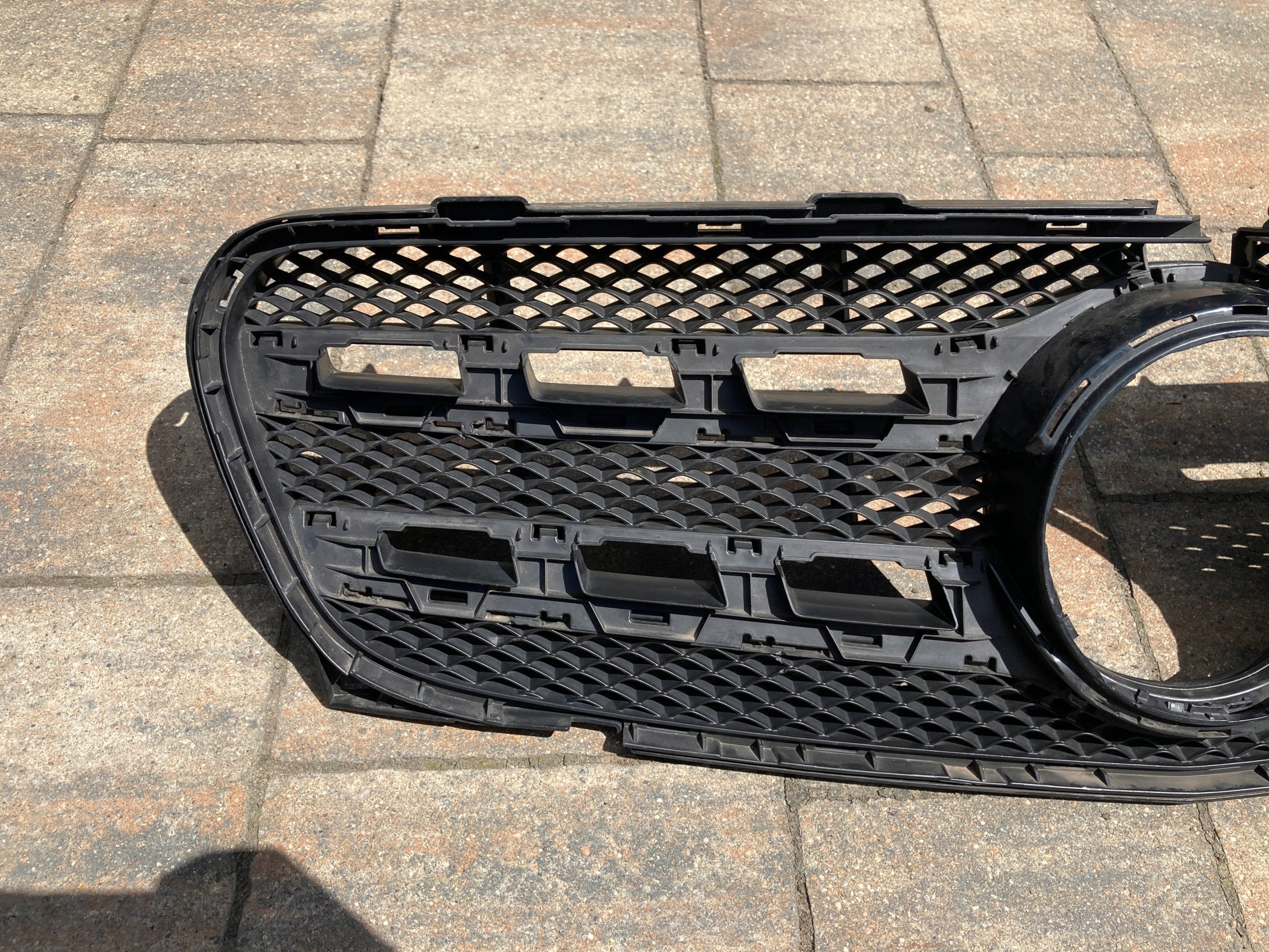 Kühlergrill Mercedes GLA 156 FRONTGRILL A1568882900 Kühlergitter