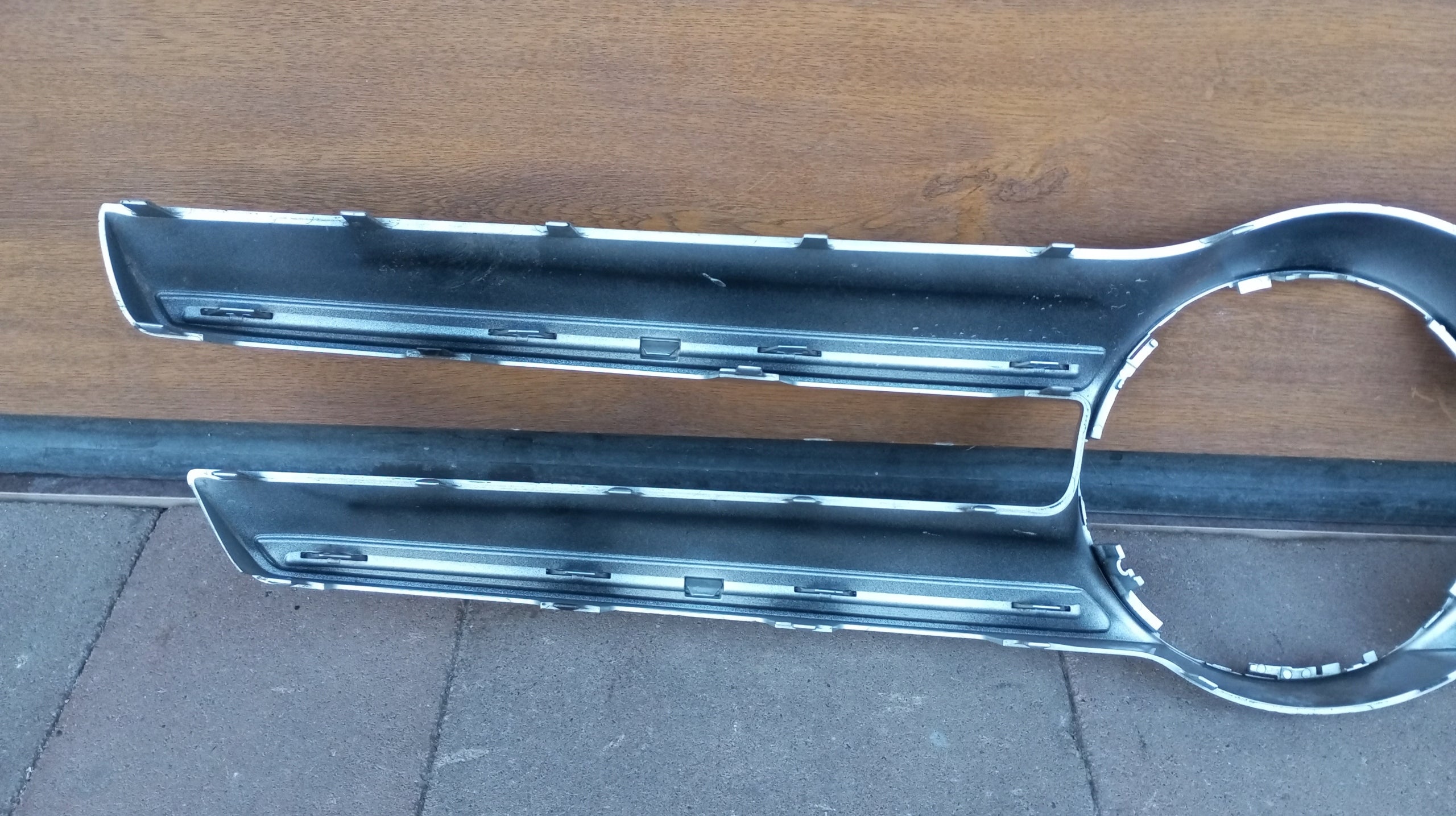 Kühlergrill Mercedes GLA 156 A156 FRONTGRILL A1568880260 Kühlergitter