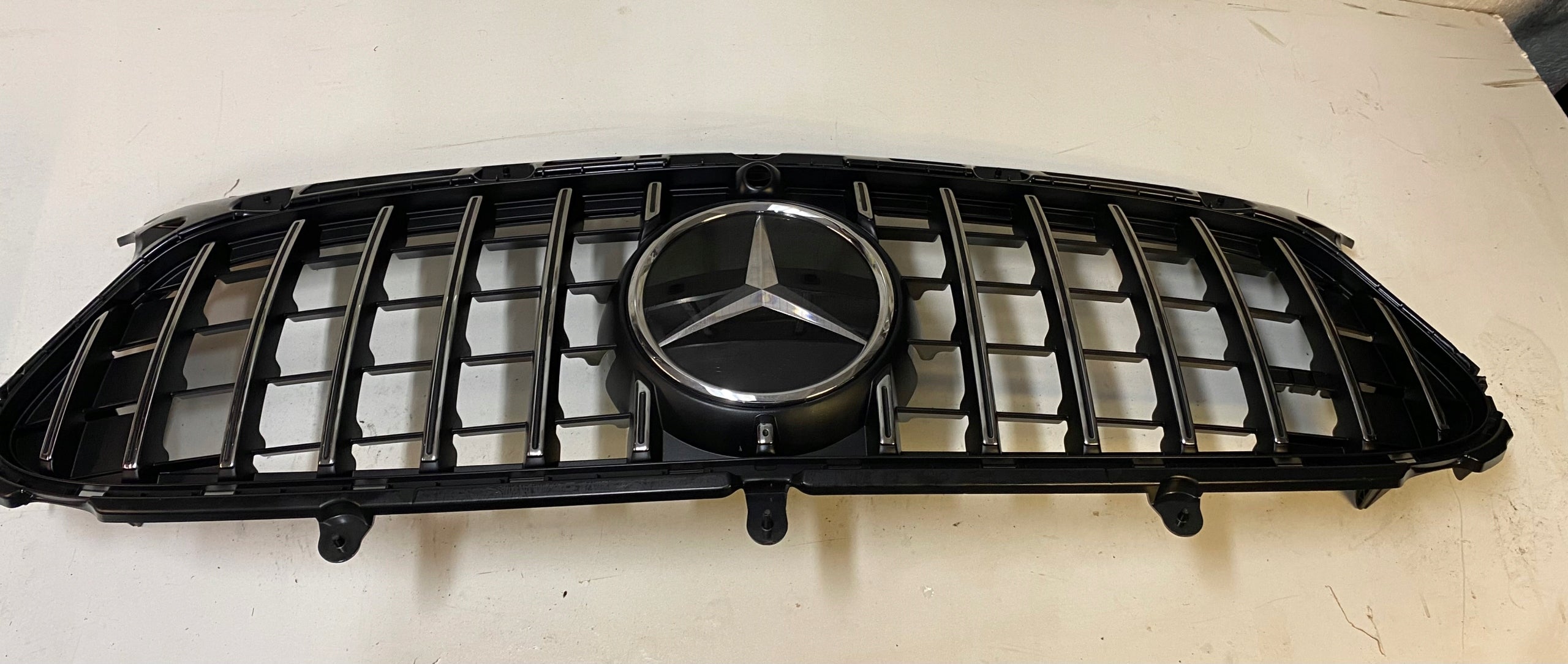 Kühlergrill Mercedes GLB 247 FRONTGRILL A2478883901 Kühlergitter