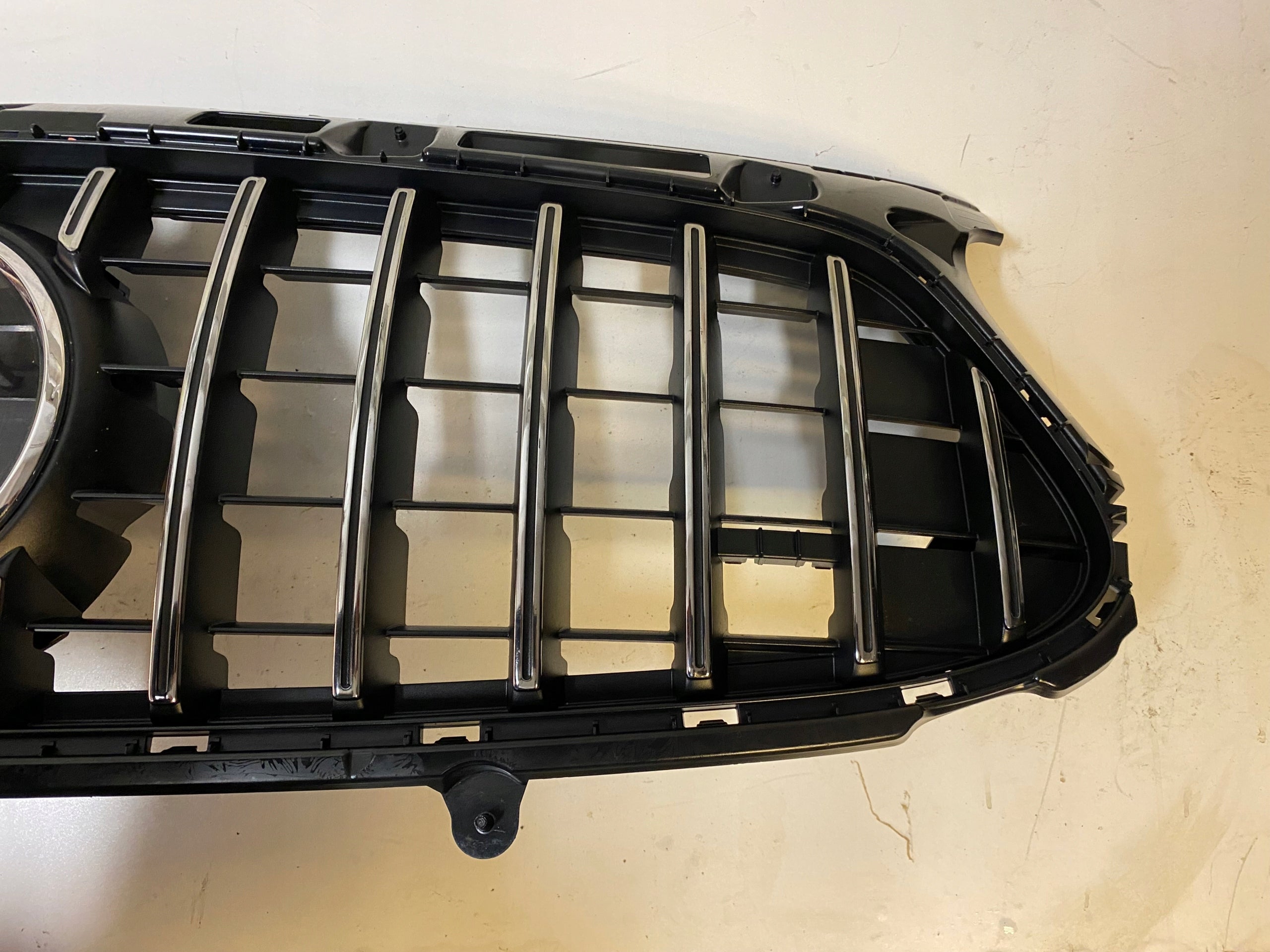 Kühlergrill Mercedes GLB 247 FRONTGRILL A2478883901 Kühlergitter