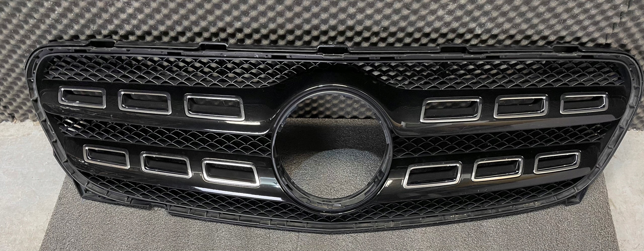 Kühlergrill Mercedes A156 FRONTGRILL A1568880400 Kühlergitter