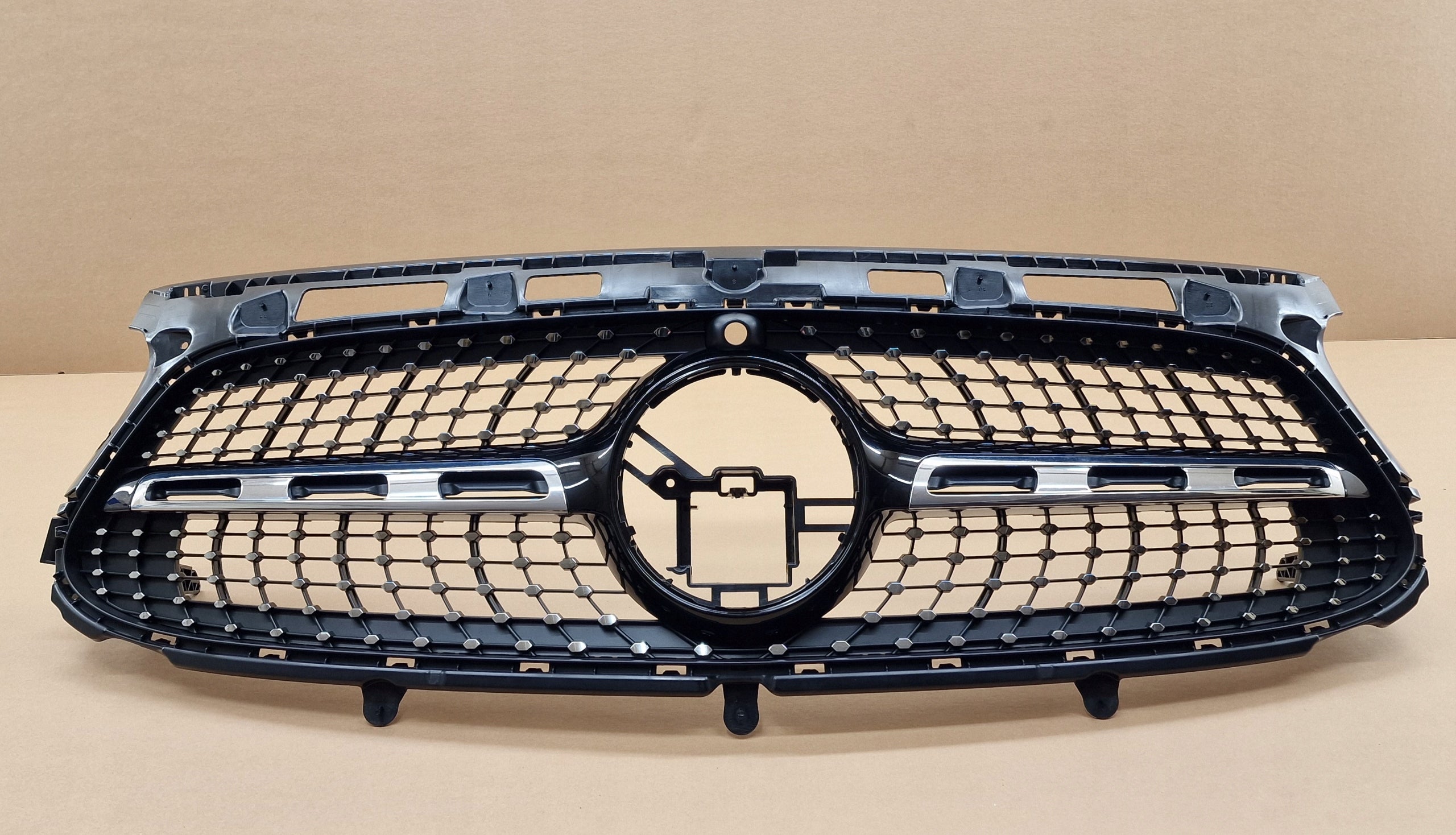 Kühlergrill Mercedes GLA H247 FRONTGRILL A2478884001 Kühlergitter