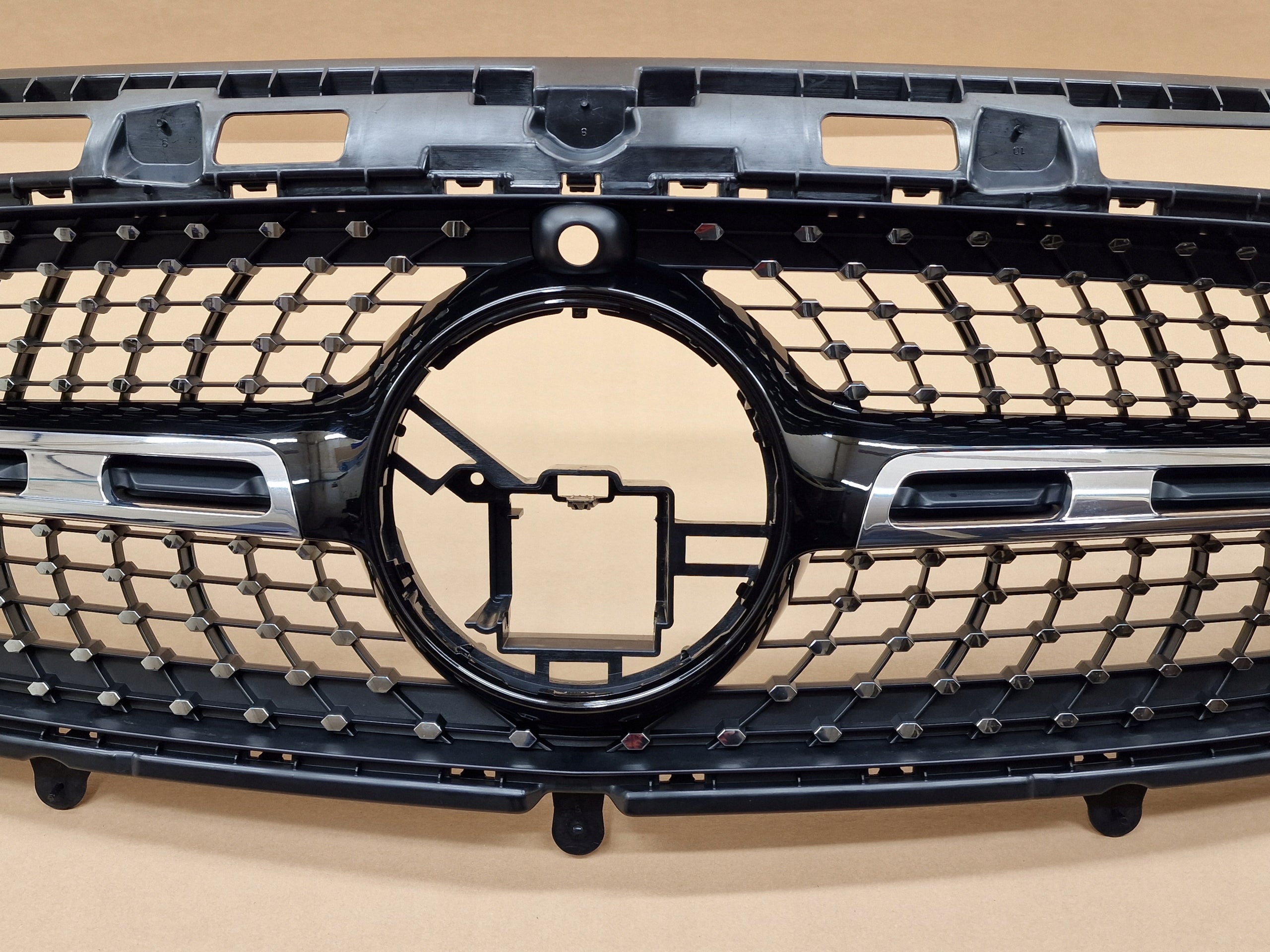 Kühlergrill Mercedes GLA H247 FRONTGRILL A2478884001 Kühlergitter