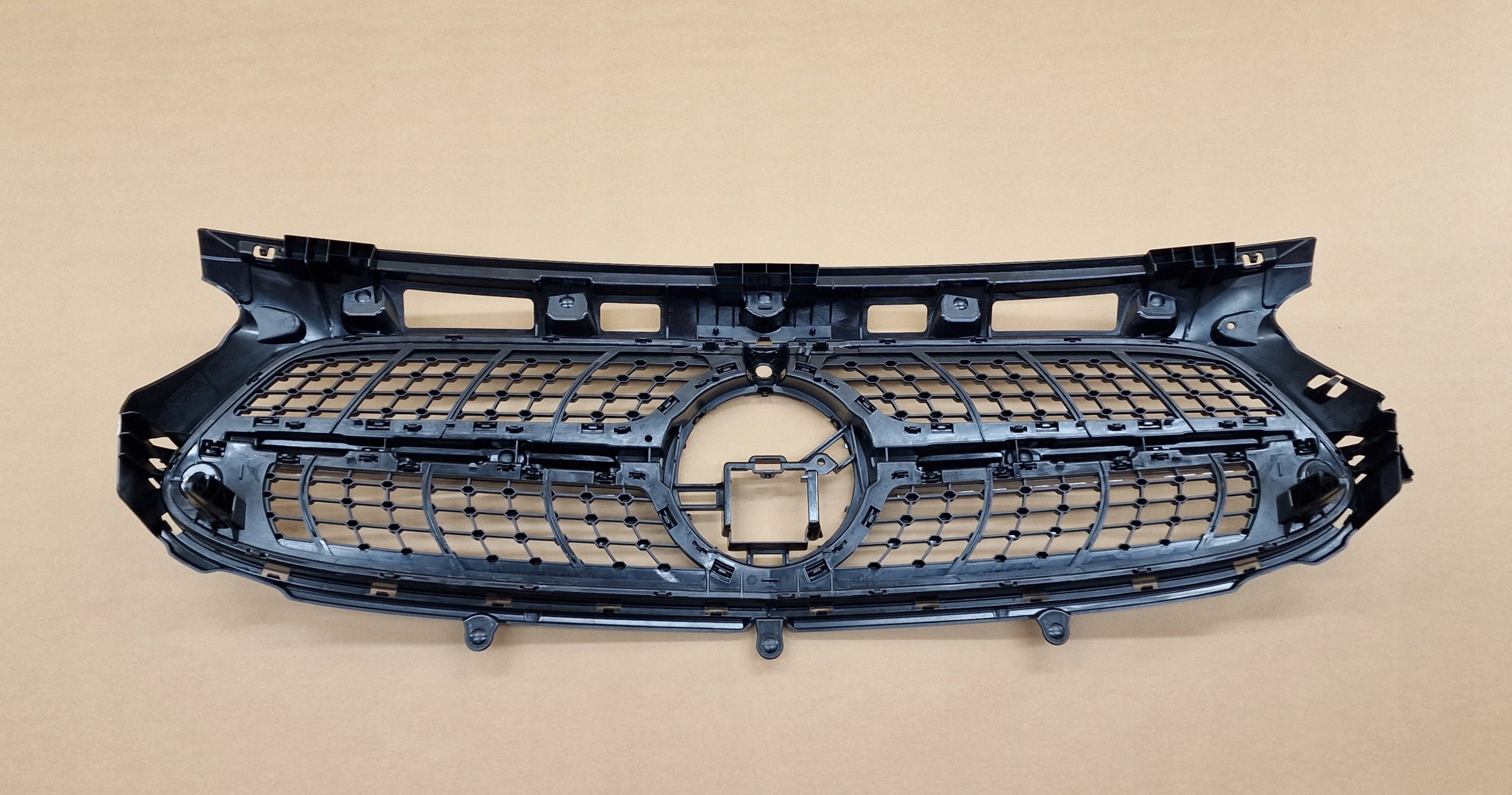 Kühlergrill Mercedes GLA H247 FRONTGRILL A2478884001 Kühlergitter