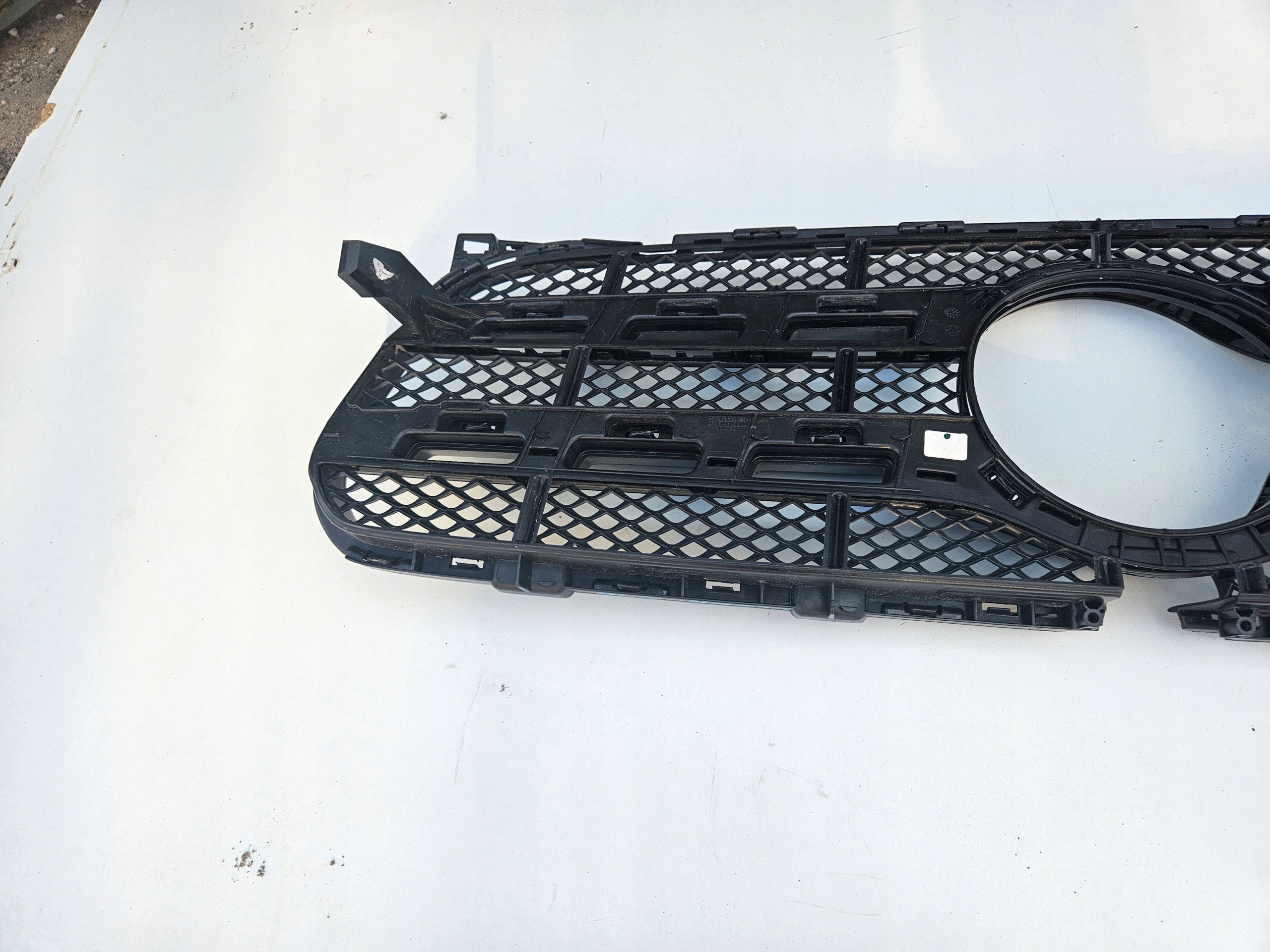 Kühlergrill Mercedes W156 FRONTGRILL A1568882900 Kühlergitter