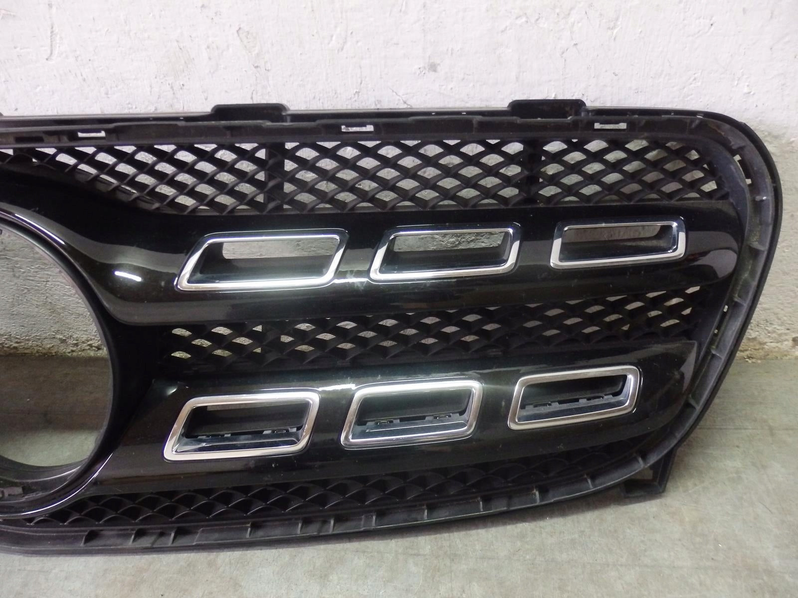 Kühlergrill Mercedes W156 A156 FRONTGRILL A1568880400 Kühlergitter