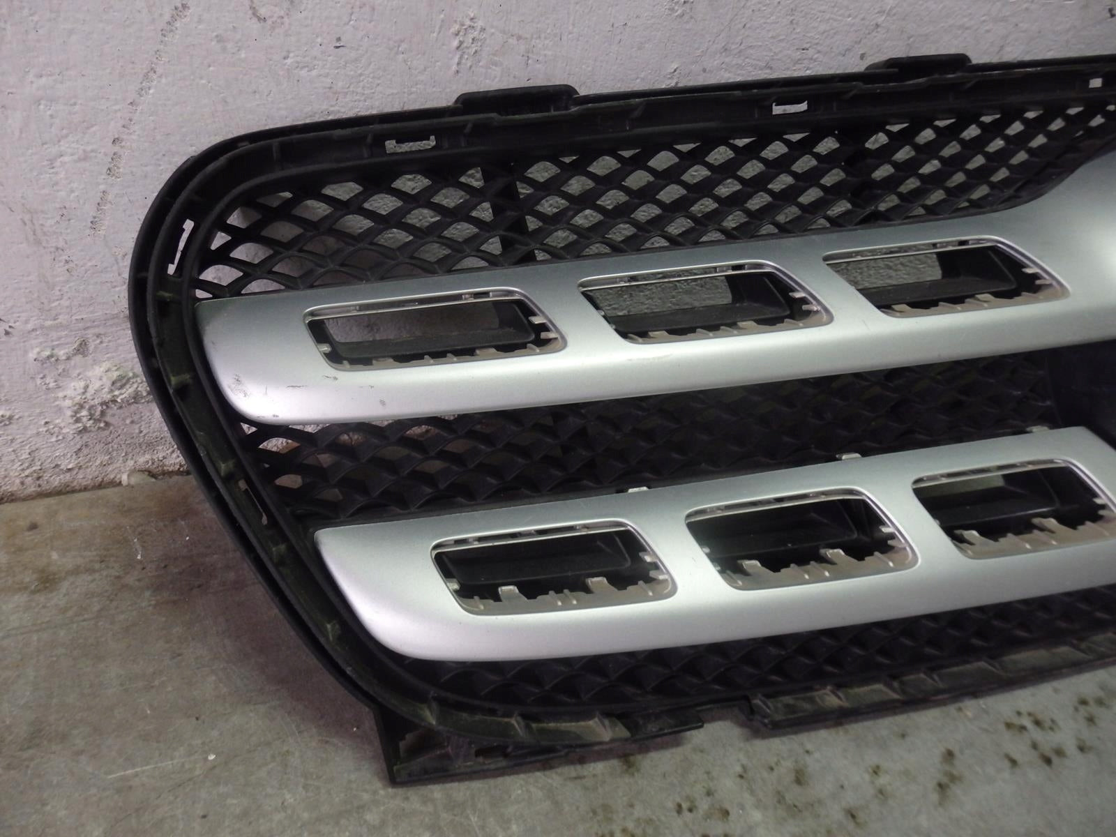 Kühlergrill Mercedes W156 A156 FRONTGRILL A1568880400 Kühlergitter