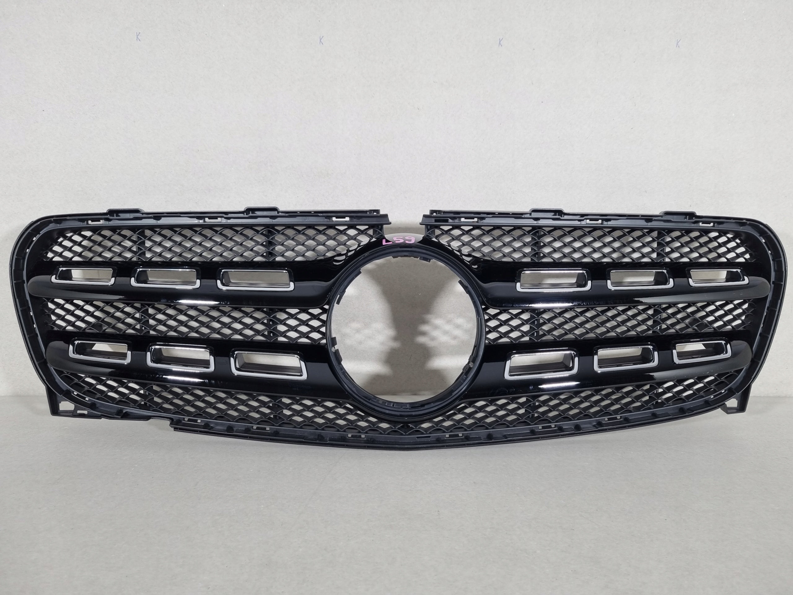  Radiator grille Mercedes W156 A156 FRONT GRILL A1568882900 Radiator grille  product image