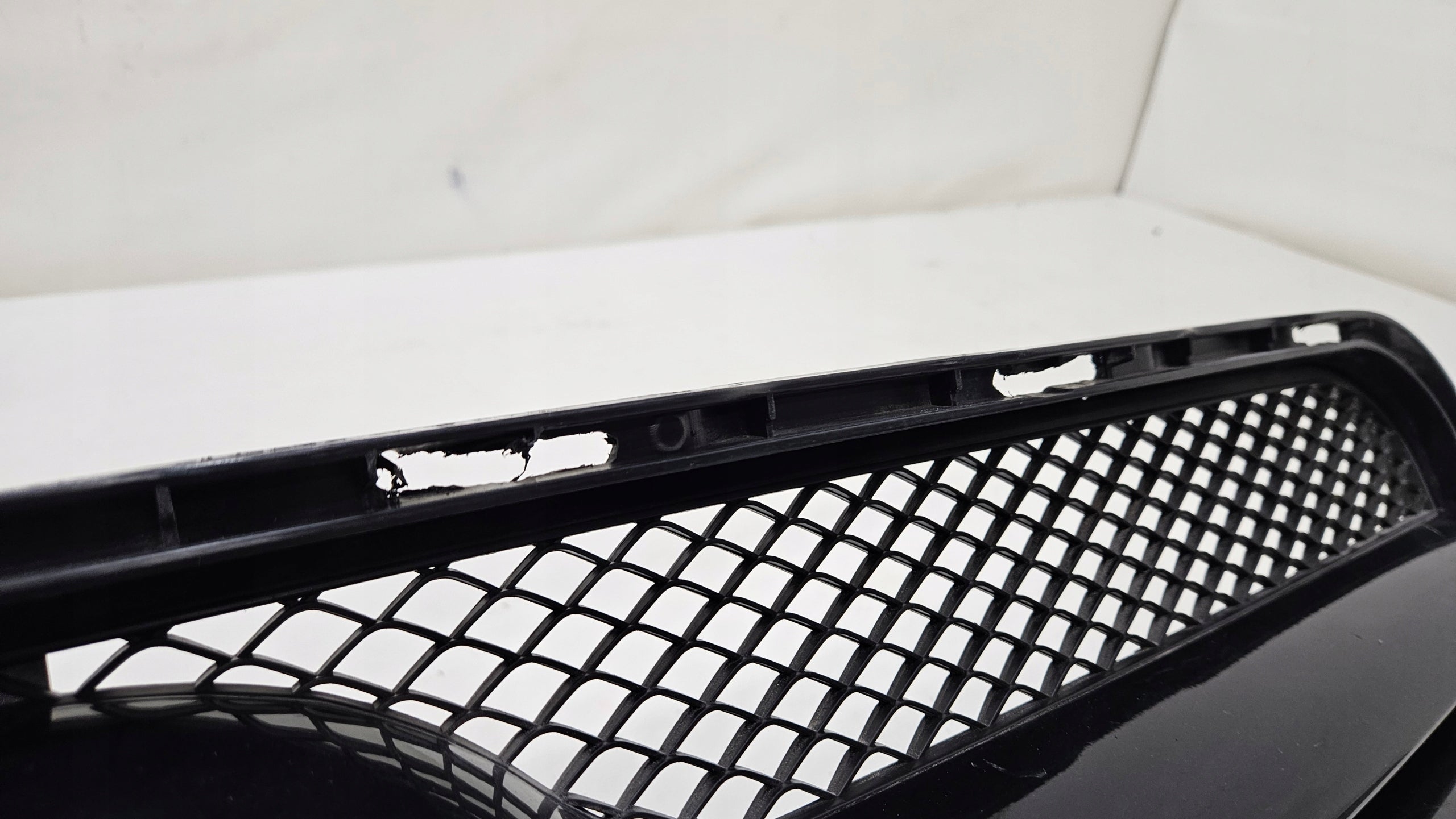 Kühlergrill Mercedes W156 A156 FRONTGRILL A1568800760 Kühlergitter