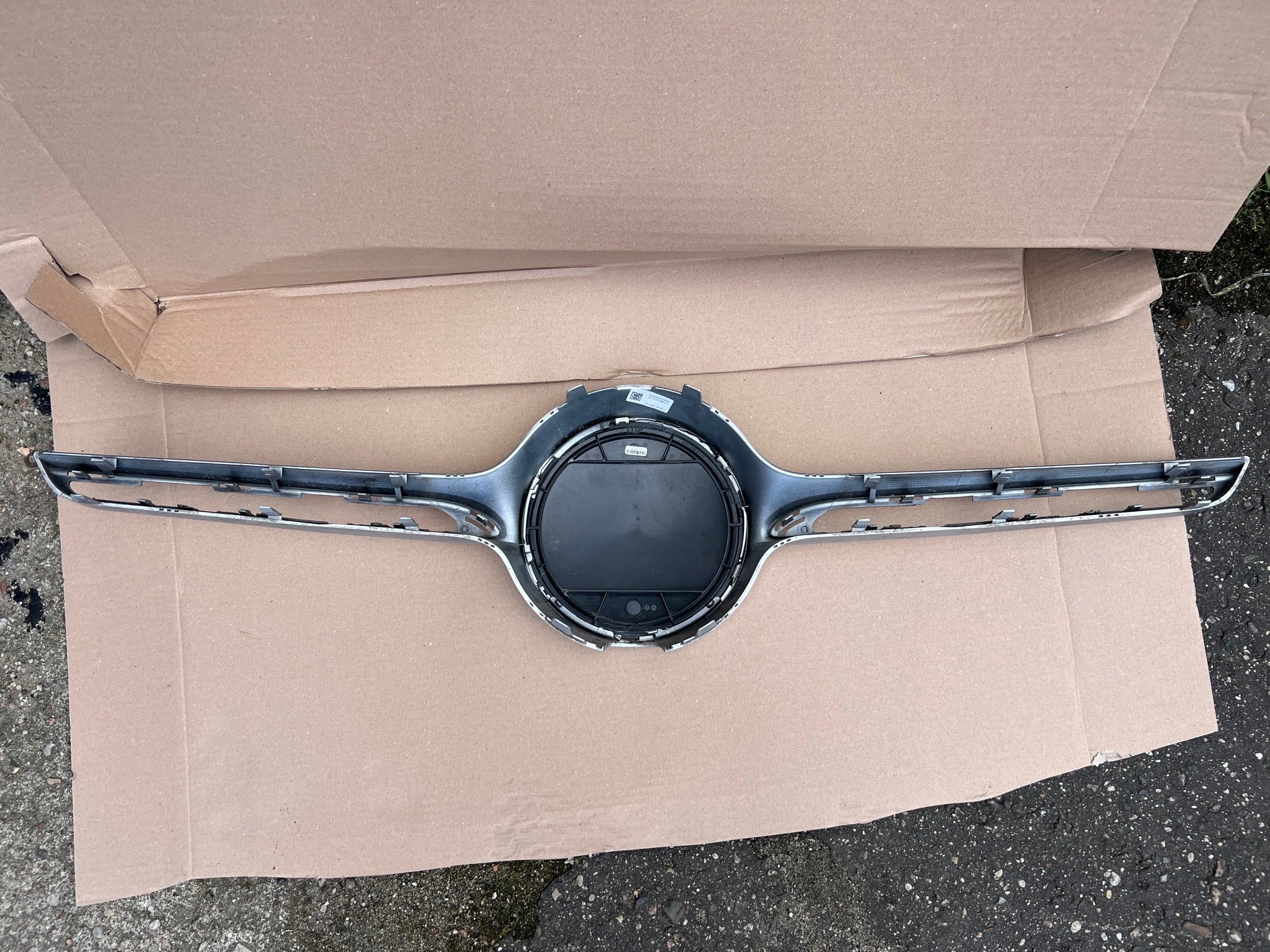 Kühlergrill Mercedes A253 FRONTGRILL A2538886223 Kühlergitter