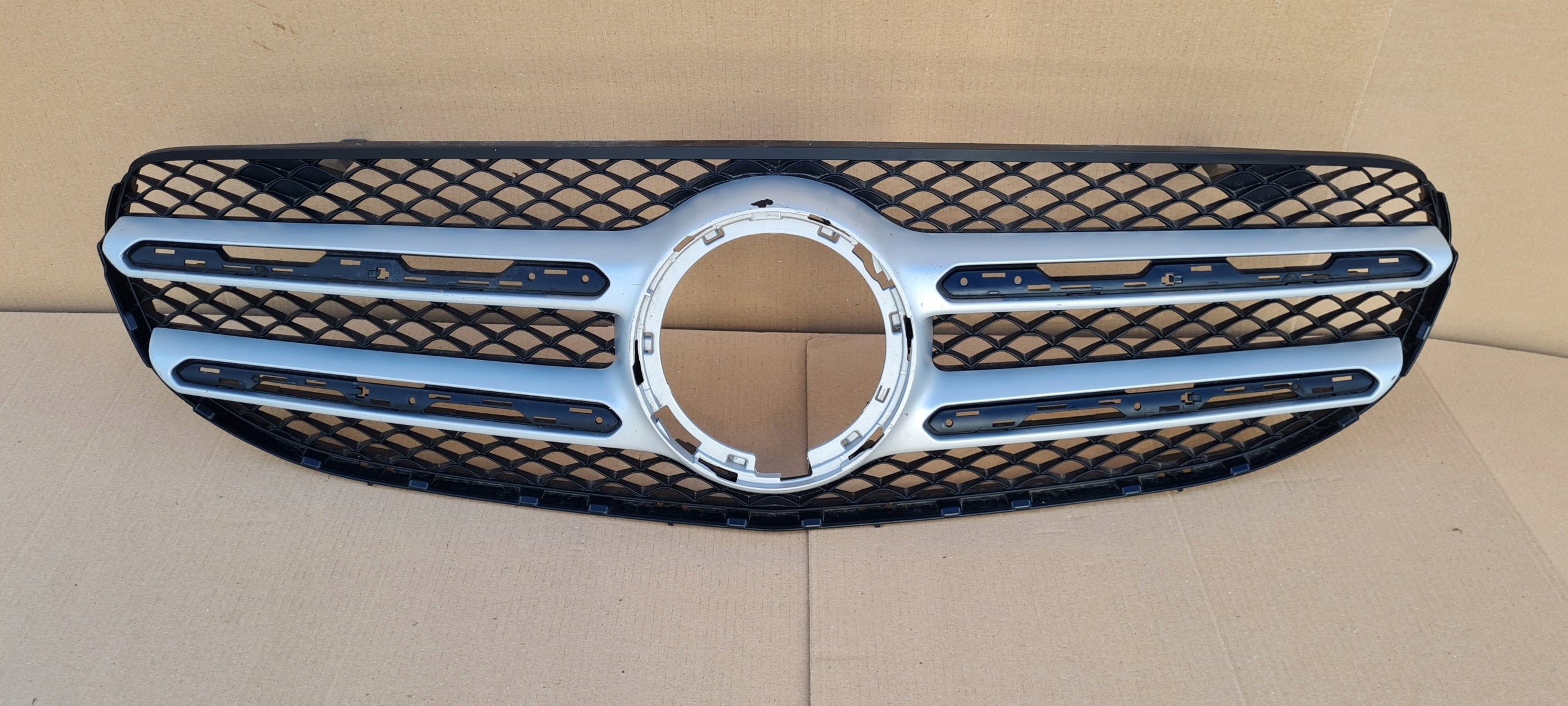 Kühlergrill Mercedes A253 GLC W253 FRONTGRILL A2538800002 Kühlergitter