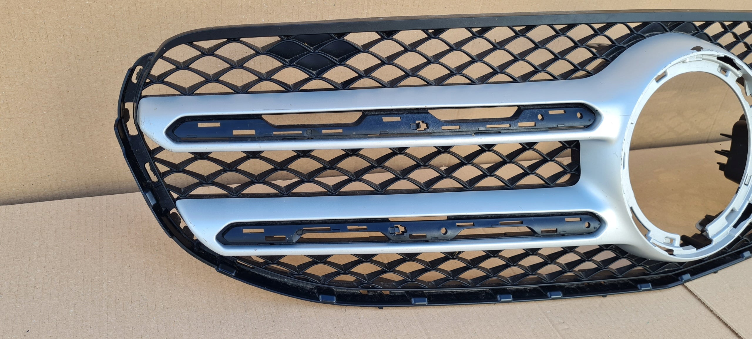 Kühlergrill Mercedes A253 GLC W253 FRONTGRILL A2538800002 Kühlergitter