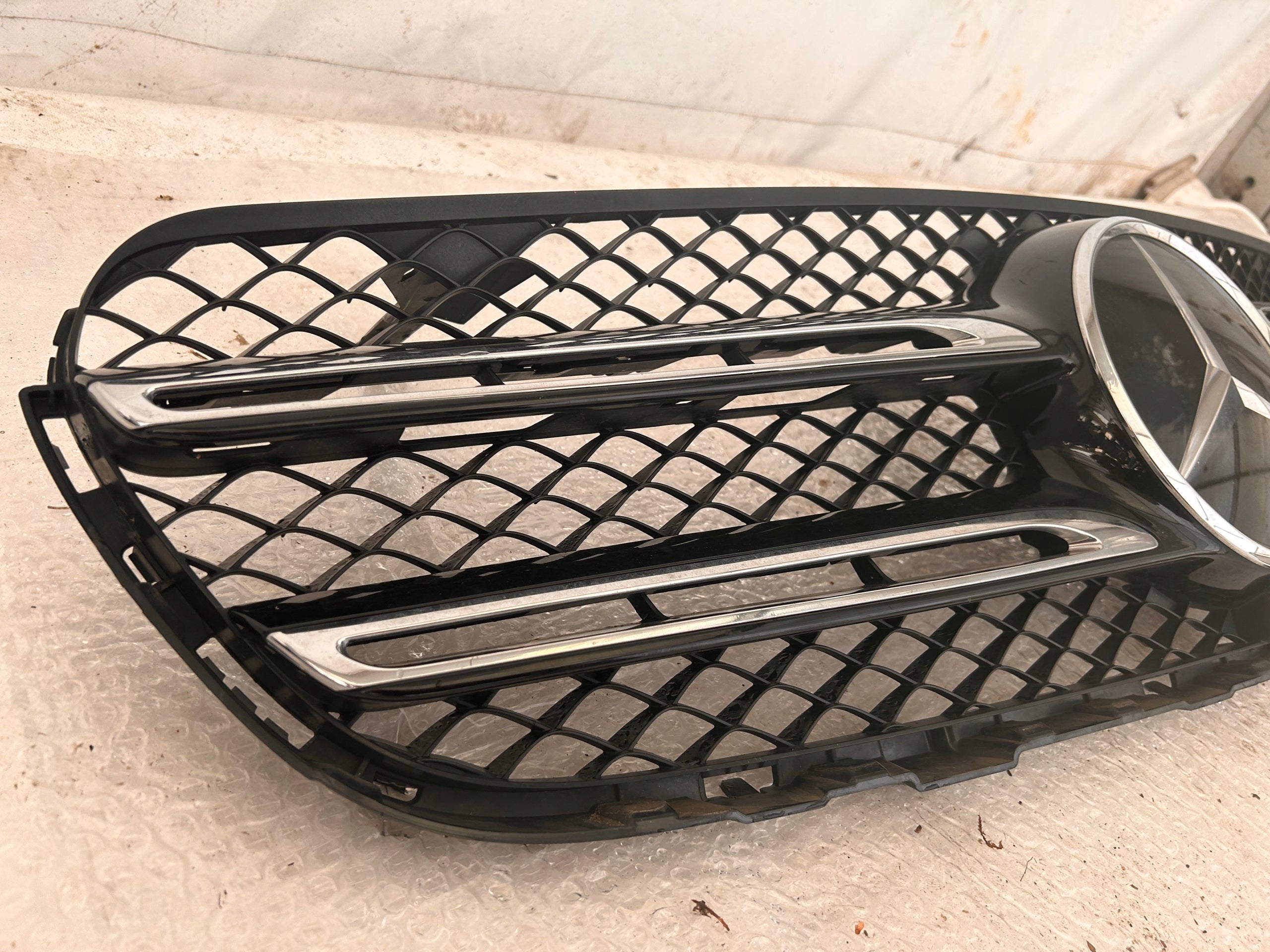 Kühlergrill Mercedes A253 FRONTGRILL Kühlergitter