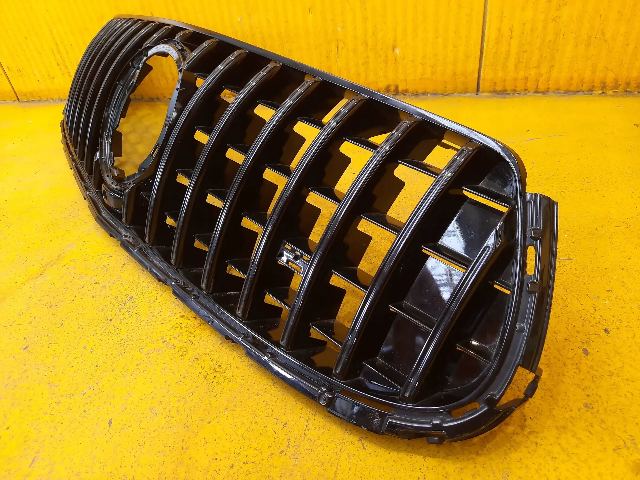 Kühlergrill Mercedes A253 GLC W253 FRONTGRILL A2538887500 Kühlergitter