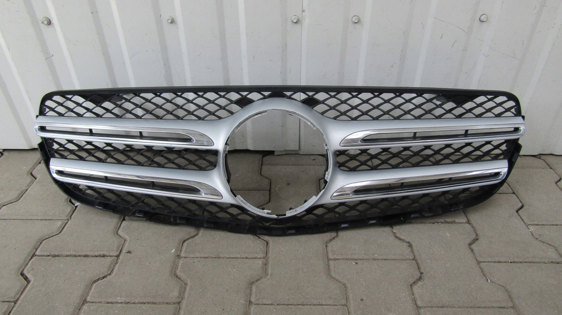 Radiator grille Mercedes X253 FRONT GRILL A2538806676 Radiator grille 