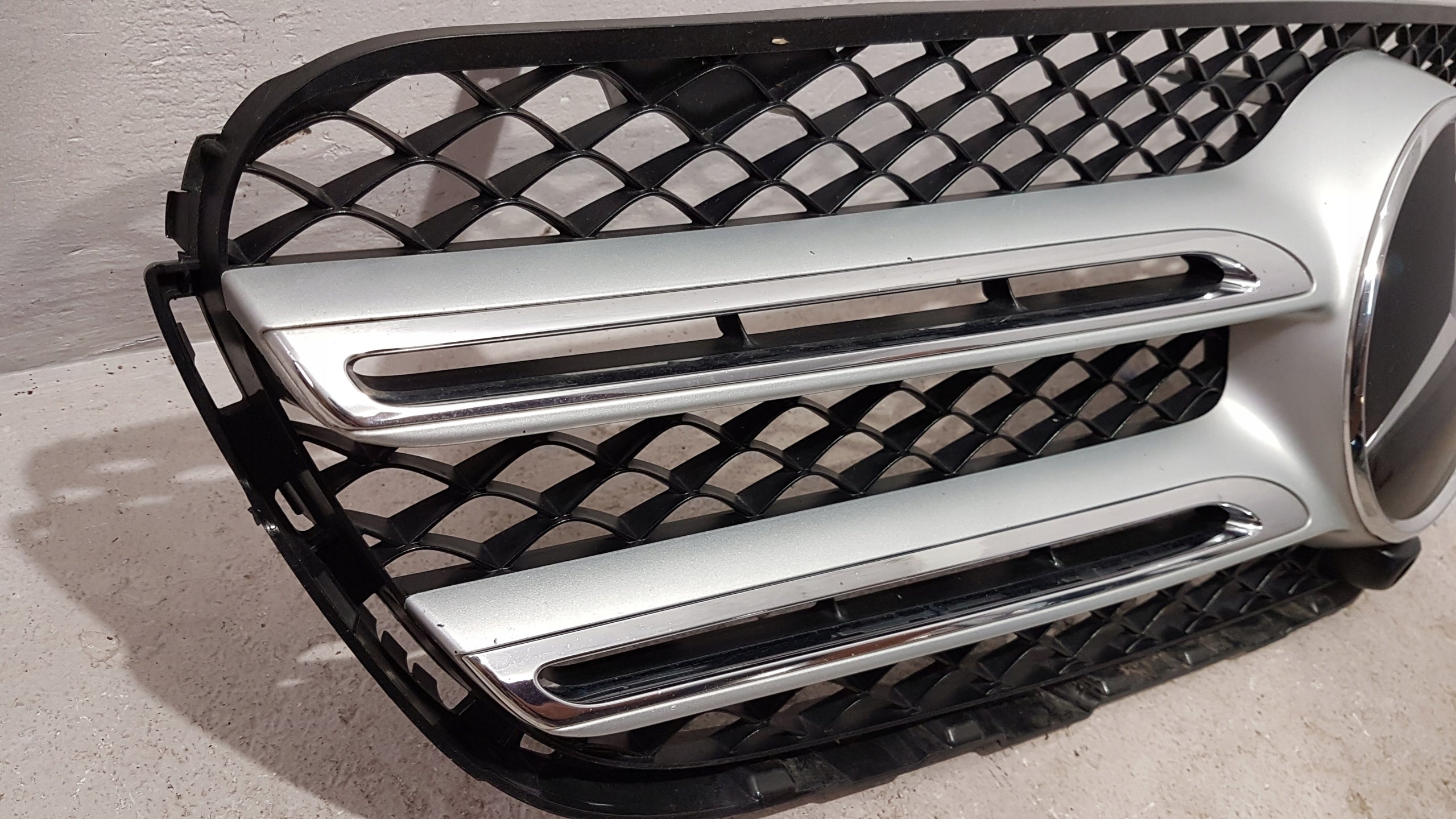 Kühlergrill Mercedes A253 GLC W253 X253 FRONTGRILL A2538806600 Kühlergitter