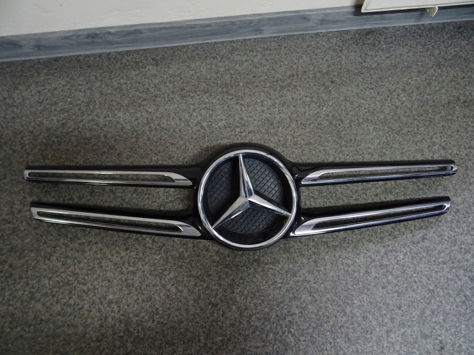  Kühlergrill Mercedes W166 FRONTGRILL A1668880323 Kühlergitter product image